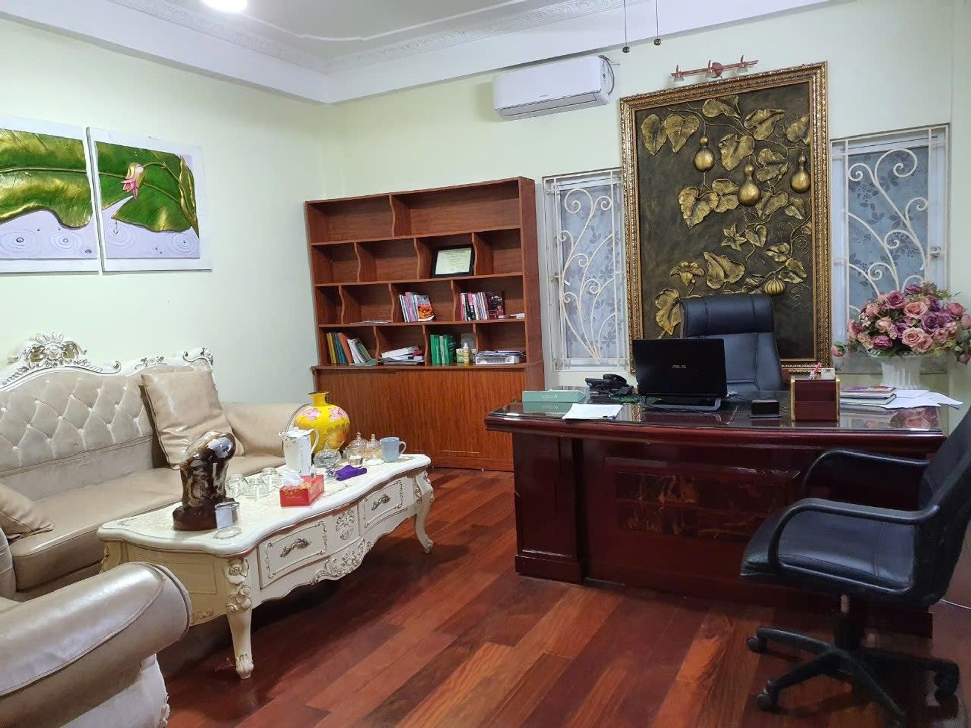 Bán nhà Nguyễn Khuyến - diện tích 75m2 6 tầng - Nhà đẹp hiếm có - giá 28 tỷ