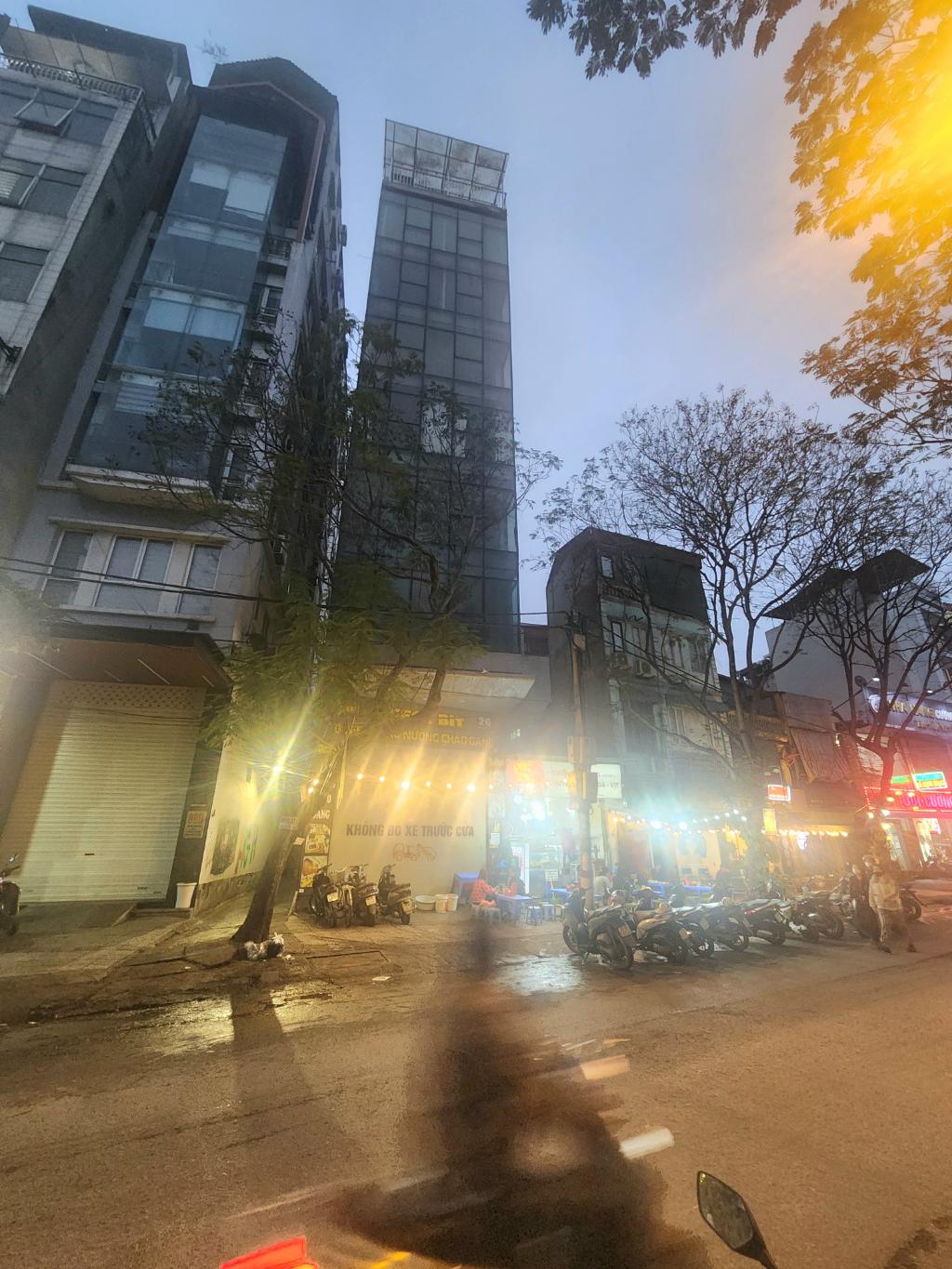 Bán nhà Hồ Đền Lừ - diện tích 86.1m2 9 tầng - TÒA VĂN PHÒNG - MẶT PHỐ - LÔ GÓC - giá 57 tỷ