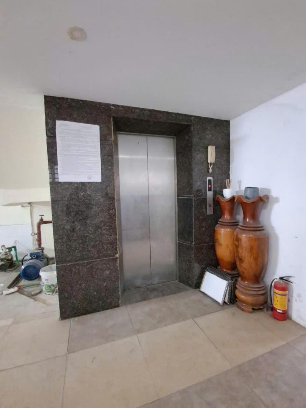 Bán nhà Hồ Đền Lừ - diện tích 86.1m2 9 tầng - TÒA VĂN PHÒNG - MẶT PHỐ - LÔ GÓC - giá 57 tỷ