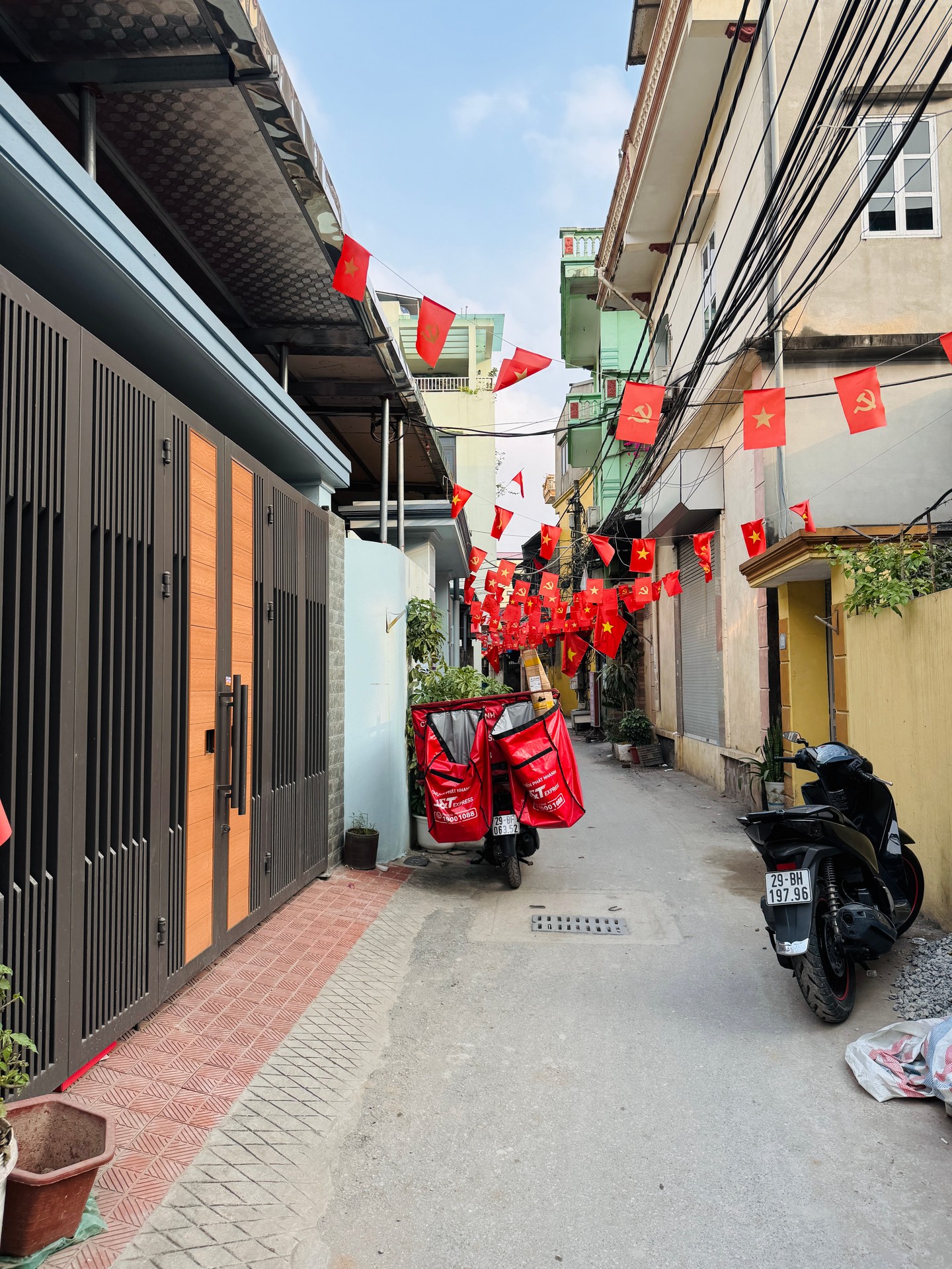 Bán nhà Khuyến Lương - diện tích 45m2 5 tầng - Ô Tô vào nhà - giá 12,6 tỷ