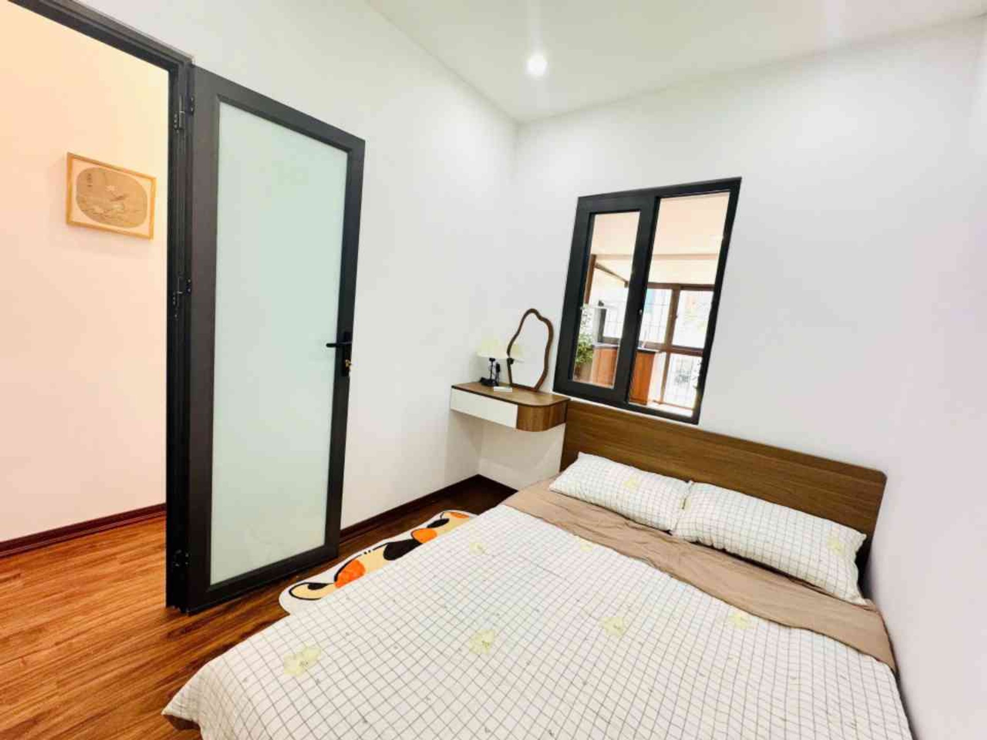 Bán nhà Gốc Đề - diện tích 52m2 3 tầng - Căn góc phố Minh Khai - giá 3,28 tỷ