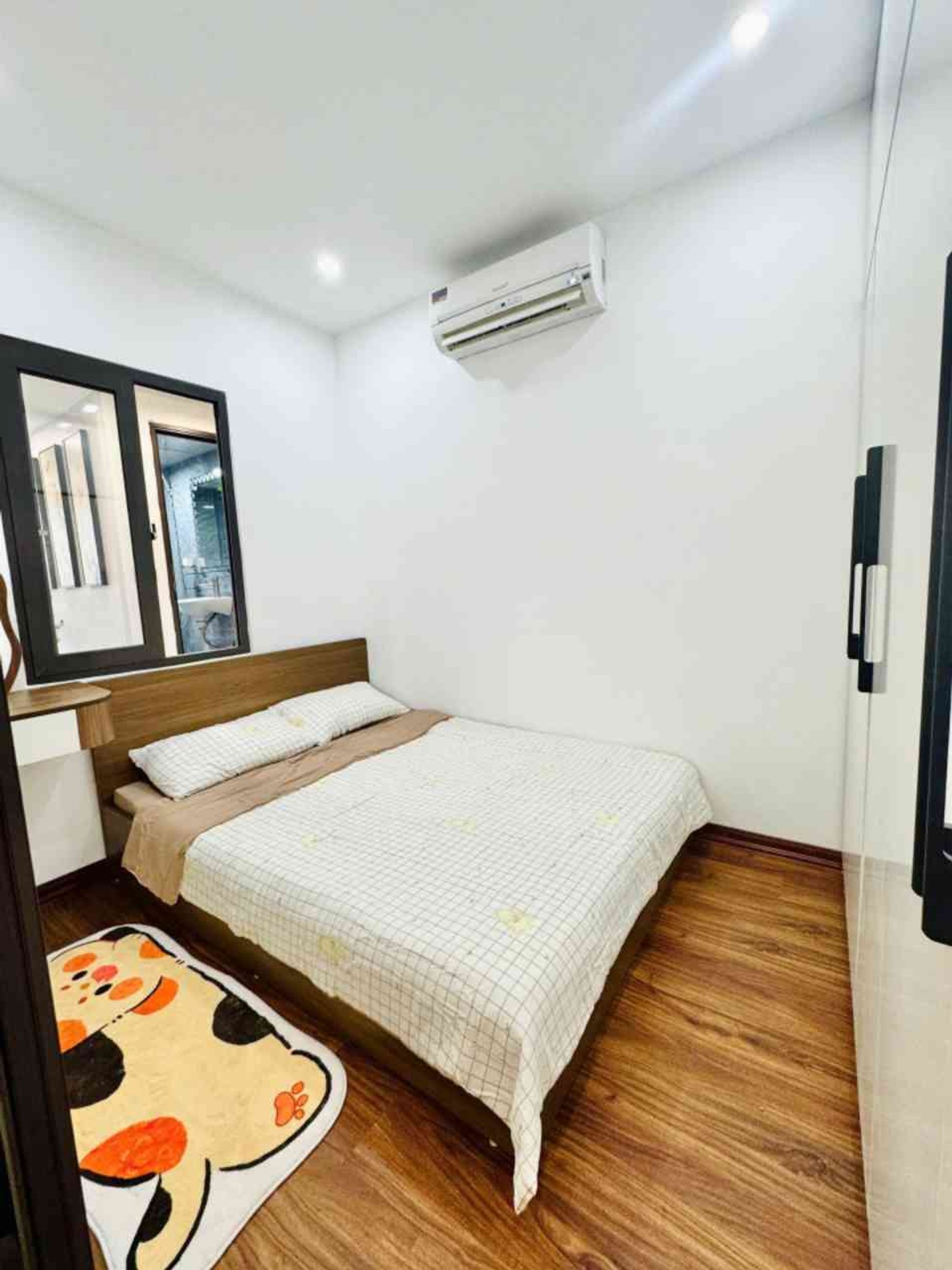 Bán nhà Gốc Đề - diện tích 52m2 3 tầng - Căn góc phố Minh Khai - giá 3,28 tỷ