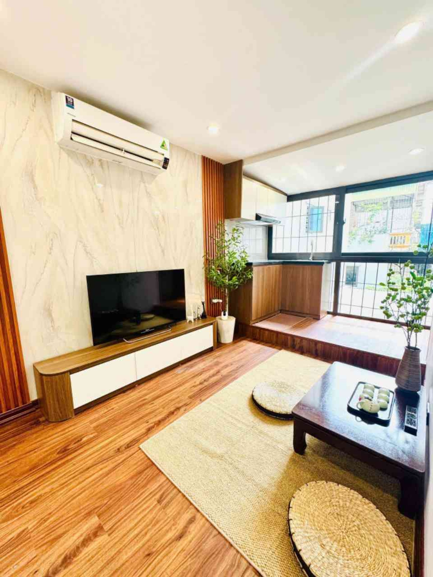 Bán nhà Gốc Đề - diện tích 52m2 3 tầng - Căn góc phố Minh Khai - giá 3,28 tỷ
