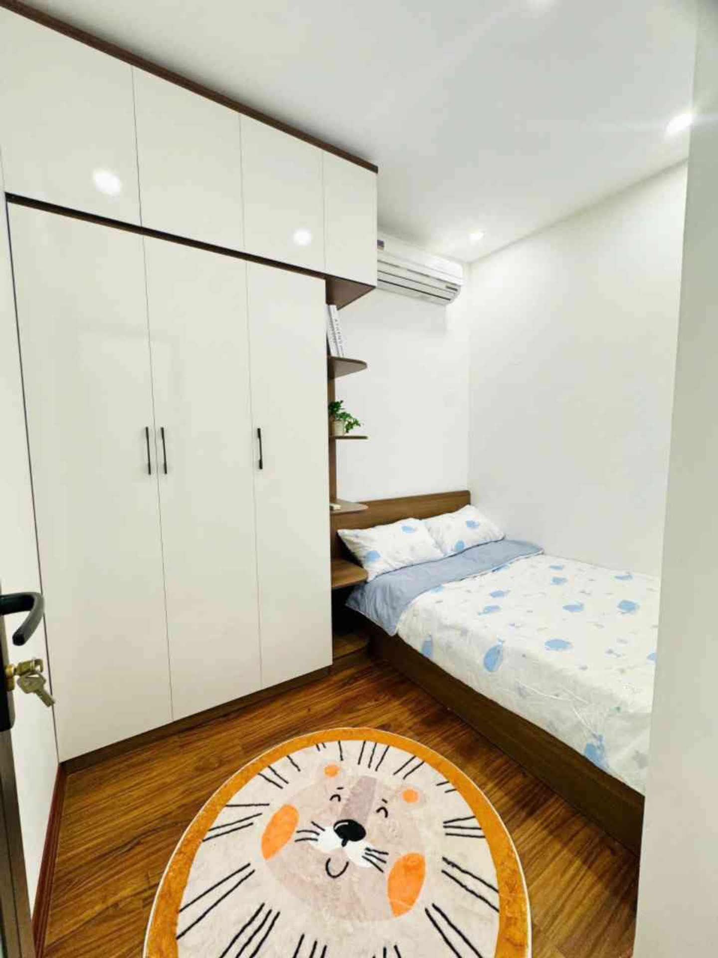 Bán nhà Gốc Đề - diện tích 52m2 3 tầng - Căn góc phố Minh Khai - giá 3,28 tỷ