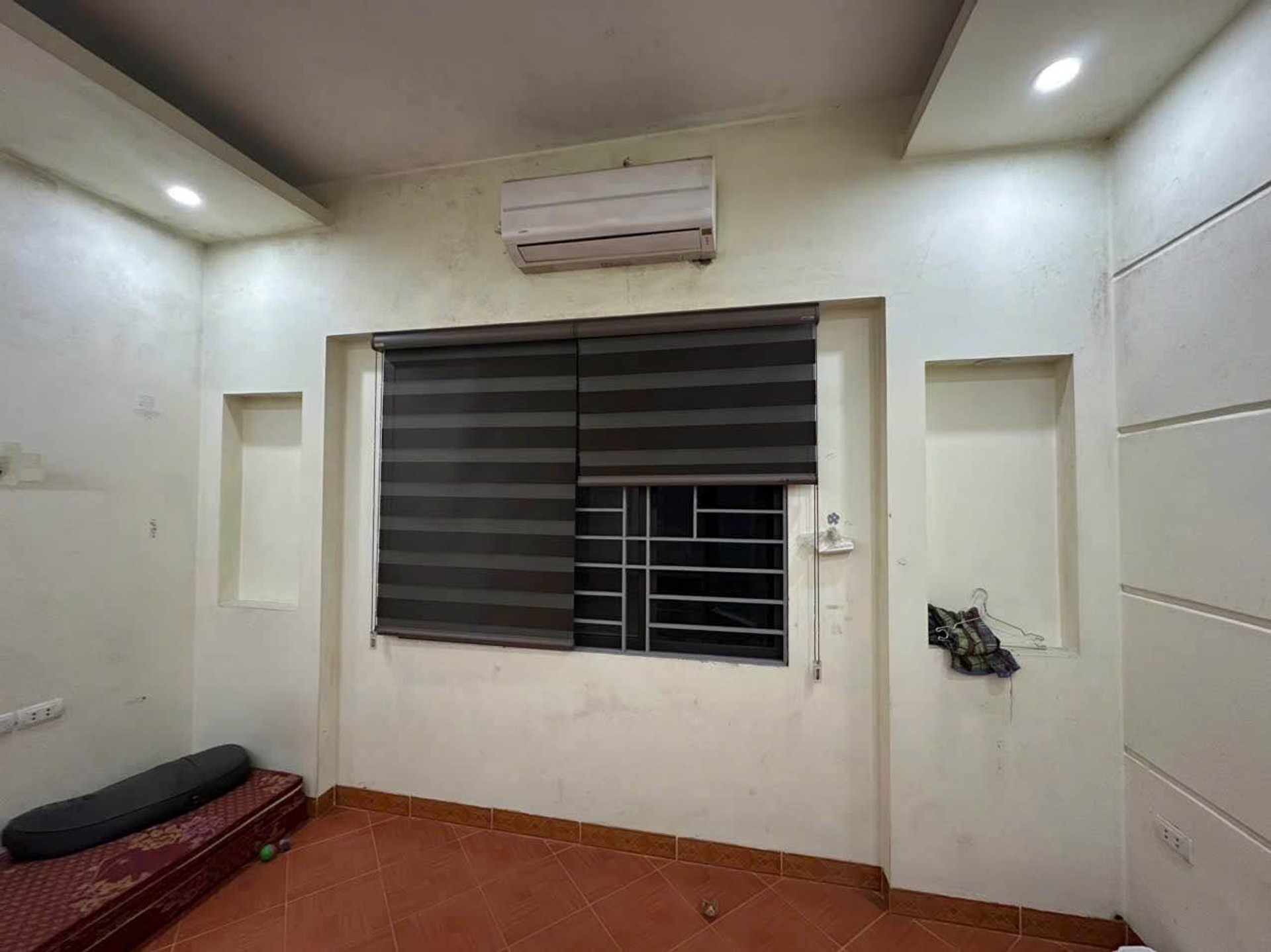 Bán nhà Phố Đại Đồng - diện tích 60m2 5 tầng - Mặt ngõ thông - giá 13,9 tỷ