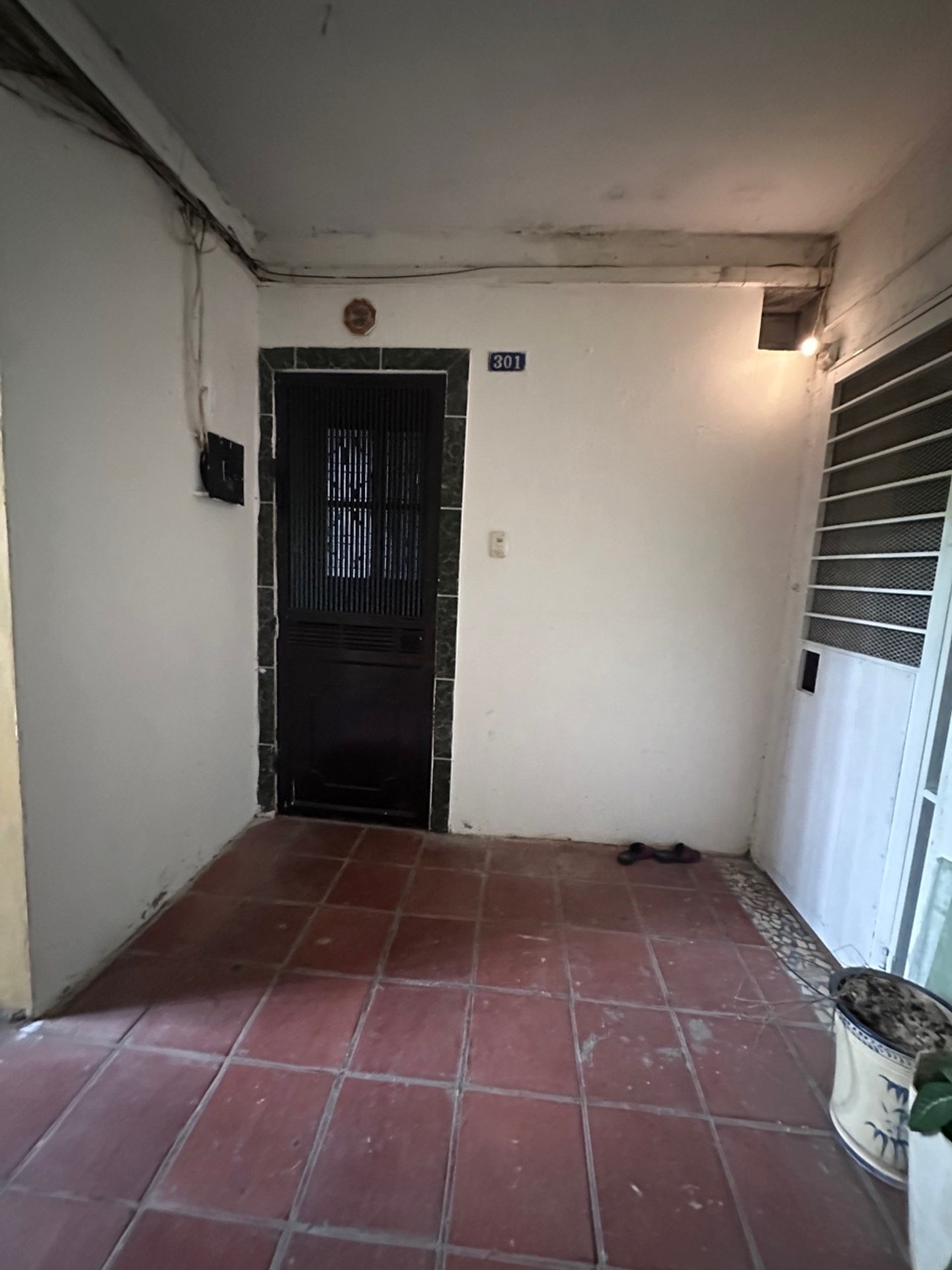 Bán nhà Hoàng Ngọc Phách - diện tích 130m2 3 tầng - Lô góc - giá 7,5 tỷ