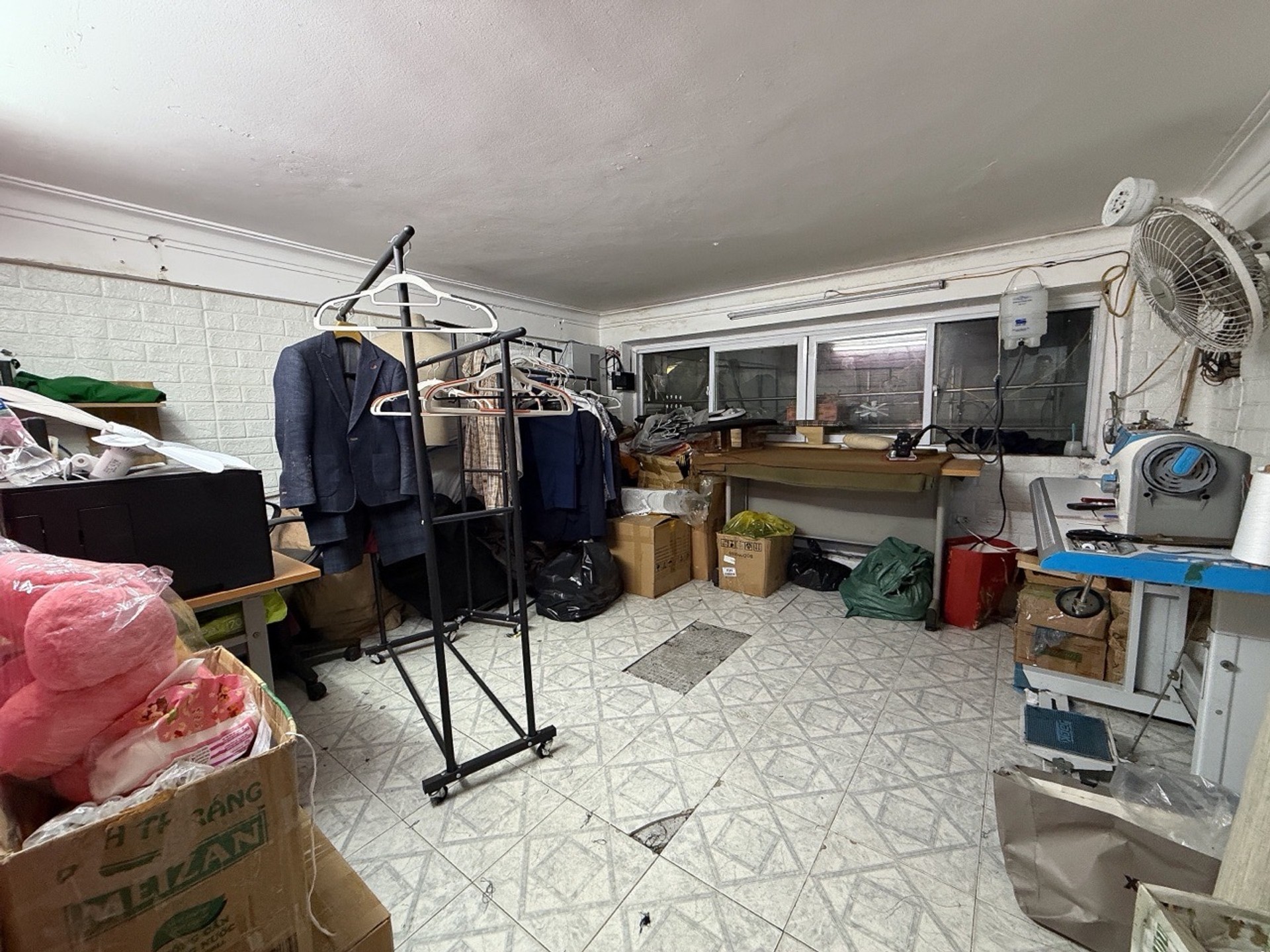 Bán nhà Ngõ Bà Triệu - diện tích 22m2 4 tầng - Ô TÔ TRÁNH, KINH DOANH ĐẮC ĐỊA - giá 26,5 tỷ