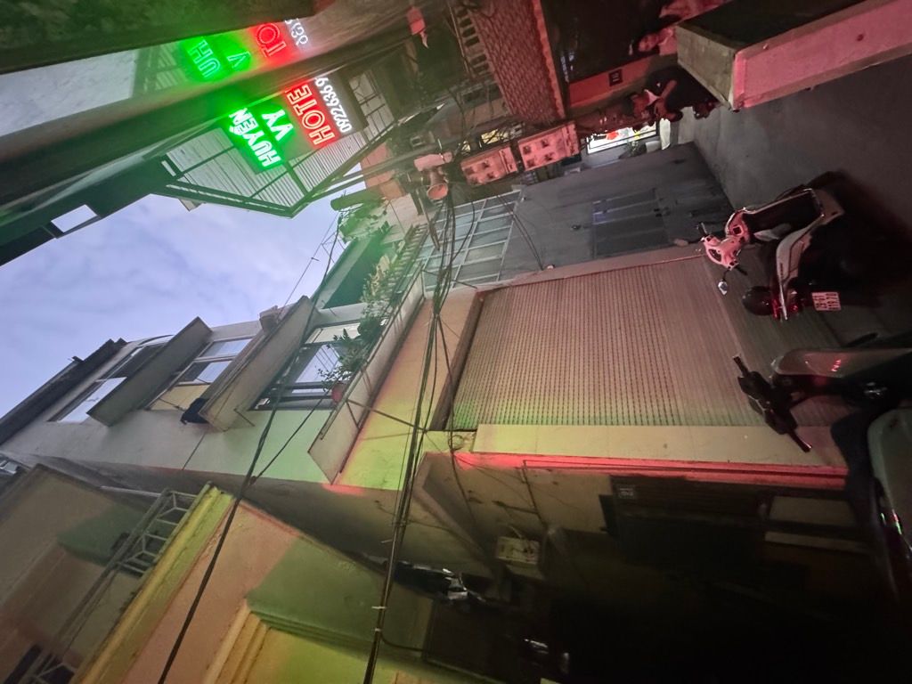 Bán nhà Trường Chinh - diện tích 85m2 6 tầng - Lô góc, ô tô vào nhà - giá 29,2 tỷ