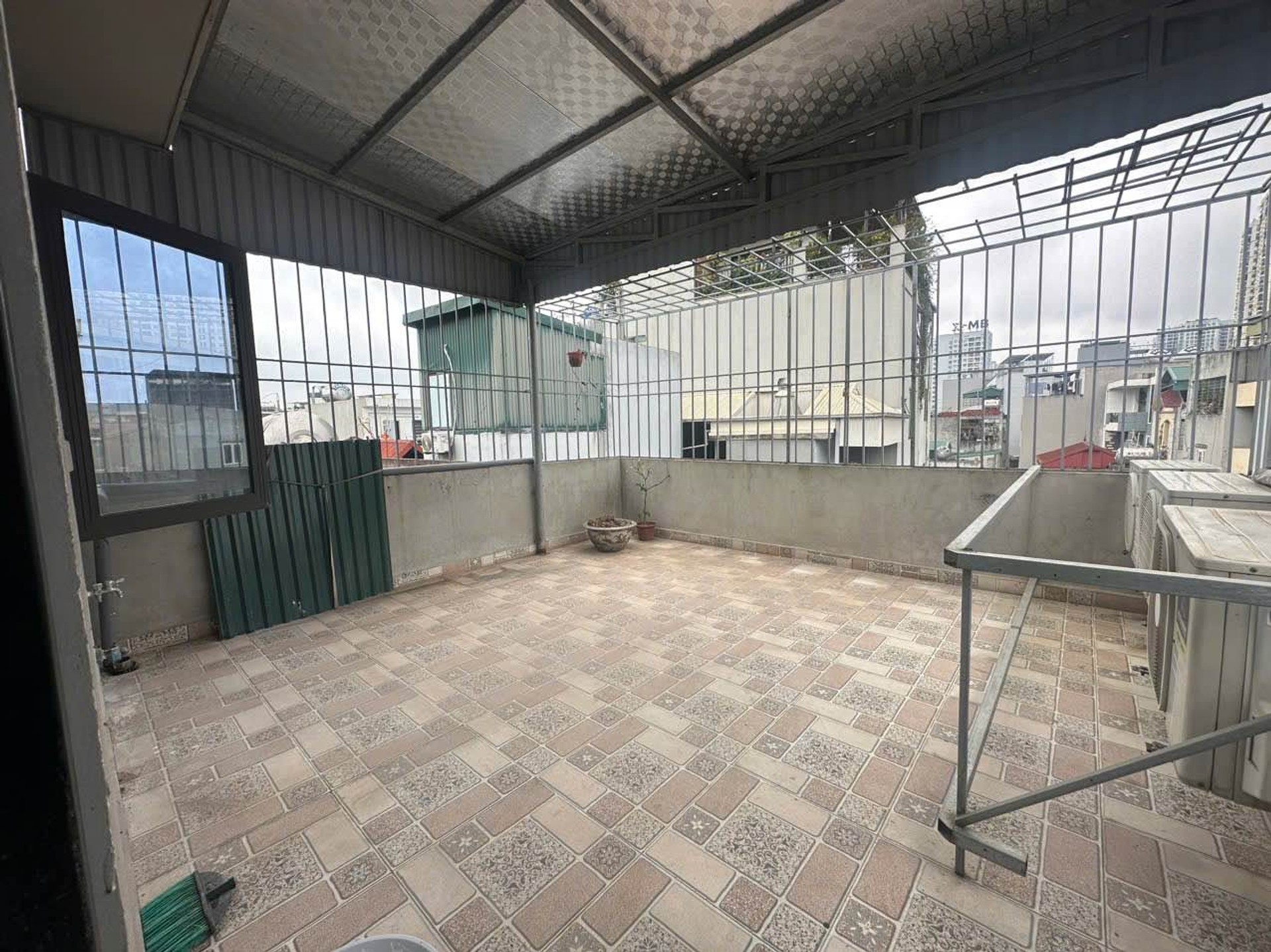 Bán nhà Dương Văn Bé - diện tích 42m2 5 tầng - Lô góc - giá 10,9 tỷ