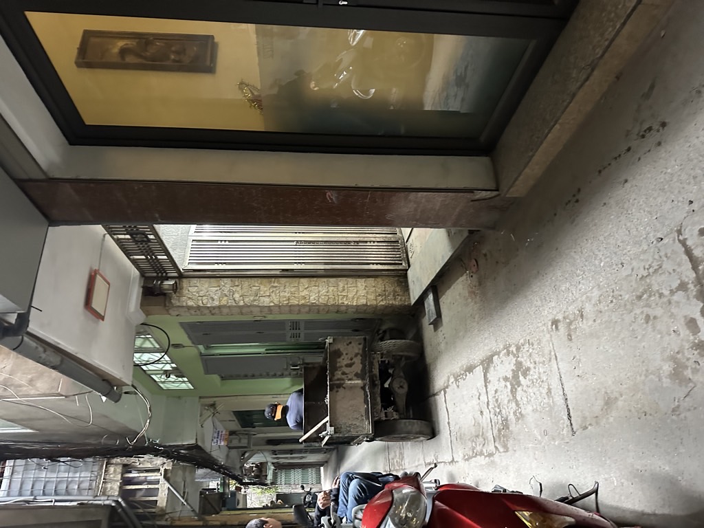 Bán nhà Bạch Mai - diện tích 55m2 3 tầng - Ngõ thông - giá 10 tỷ