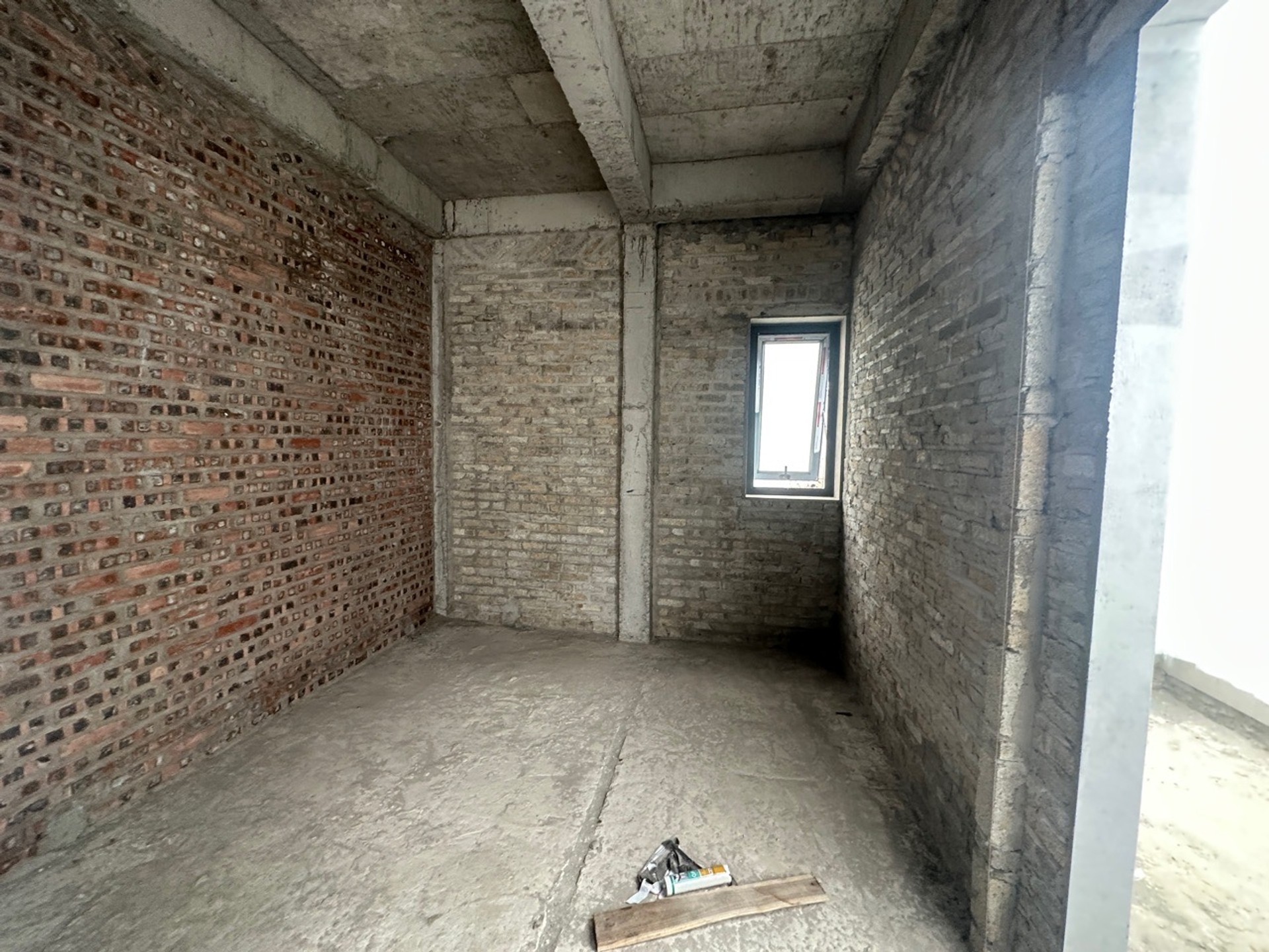 Bán nhà Lạc Trung - diện tích 112m2 5 tầng - Ô tô tránh - giá 42 tỷ
