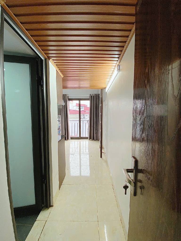Bán nhà Hai Bà Trưng - diện tích 36m2 6 tầng - Lô góc - giá 11,5 tỷ