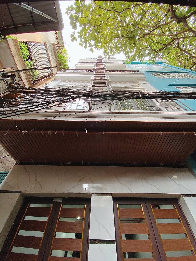 Bán nhà Hai Bà Trưng - diện tích 36m2 6 tầng - Lô góc - giá 11,5 tỷ