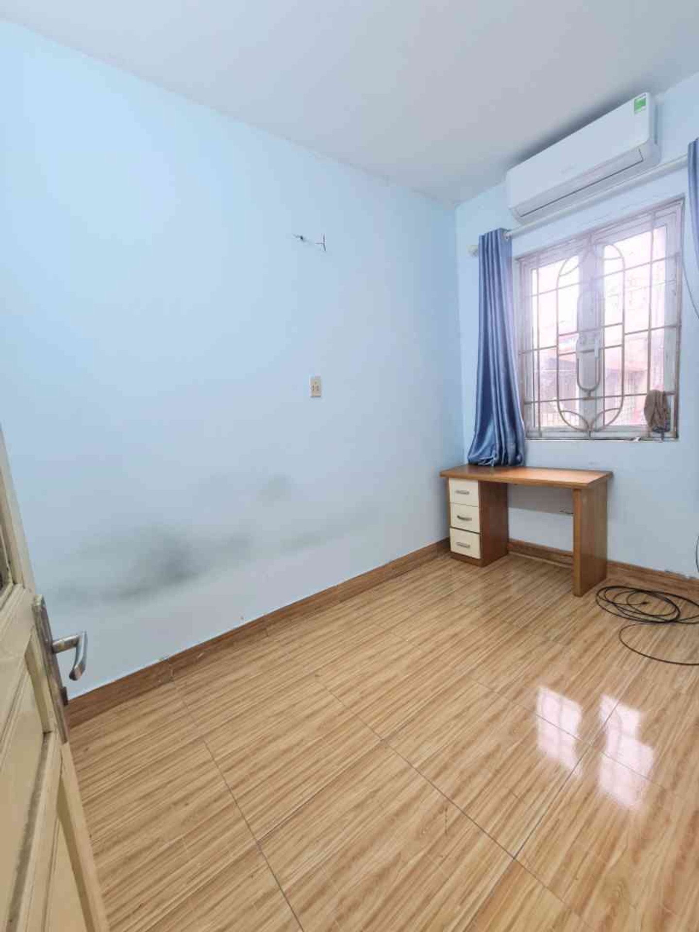 Bán nhà Mai Động - diện tích 38m2 2 tầng - ngõ thông gần ô tô - giá 5,15 tỷ