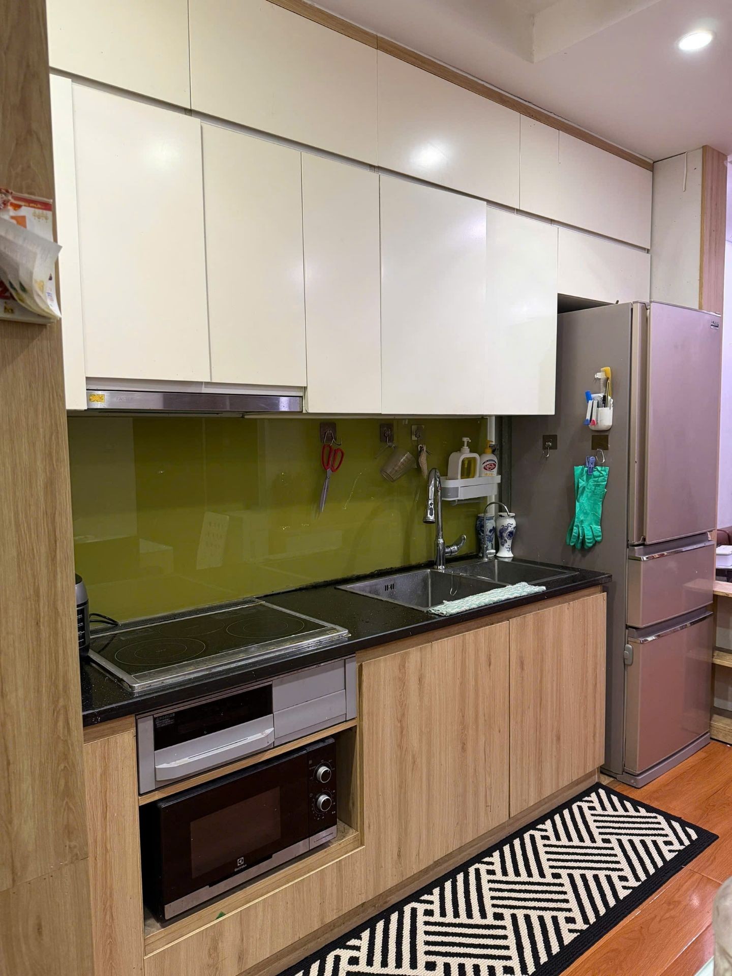 Bán nhà Hưng Thịnh - diện tích 47m2 19 tầng - Nhà đẹp tầng trung - giá 4,2 tỷ