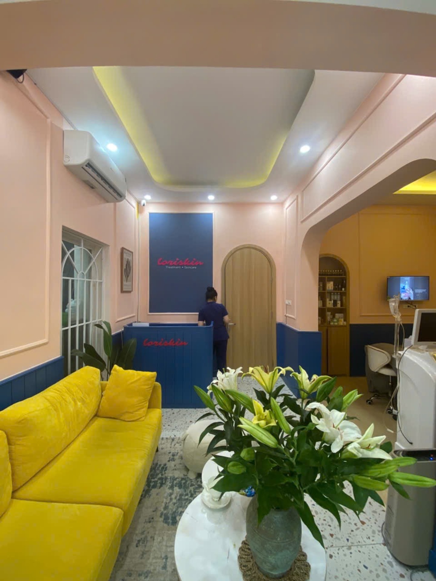 Bán nhà Lê Trọng Tấn - diện tích 98.5m2 0 tầng - Lô góc 2 mặt thoáng - giá 45 tỷ