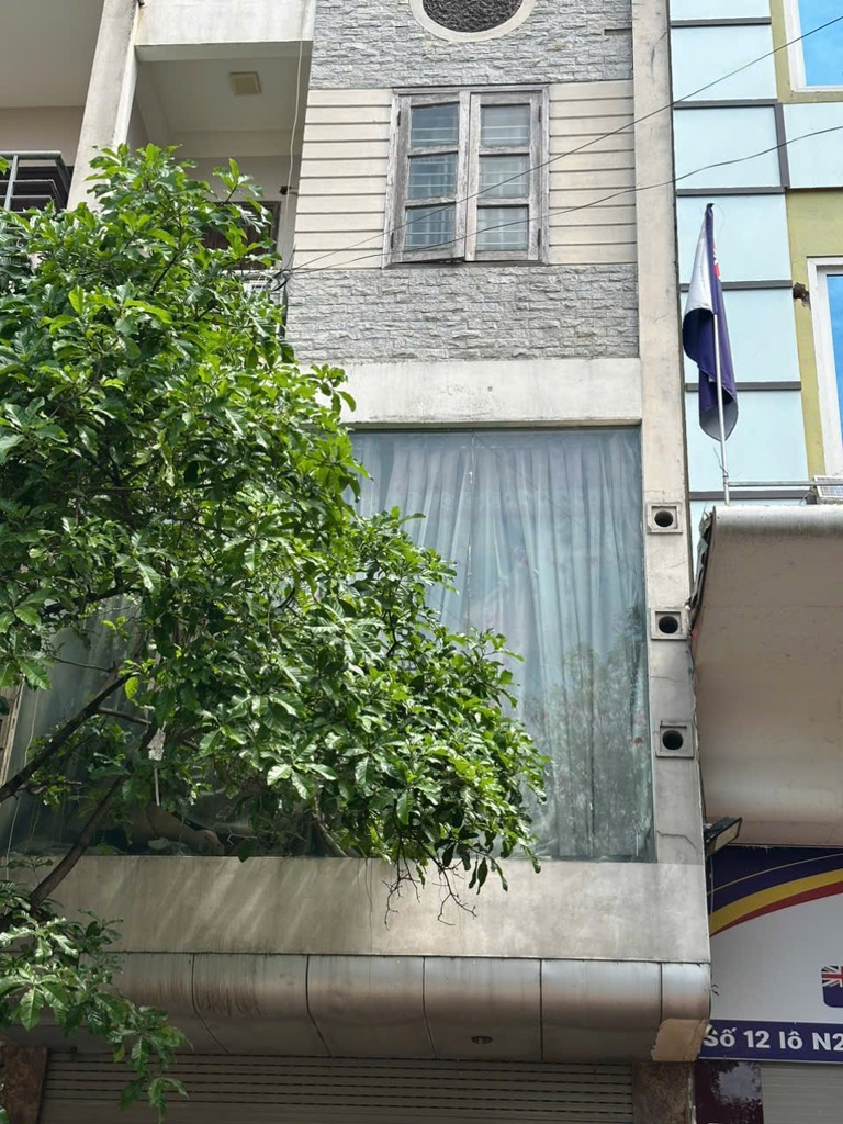 Bán nhà Yên Sở - diện tích 56m2 5 tầng - Nhà chia lô ô tô vòng quanh - giá 18,6 tỷ