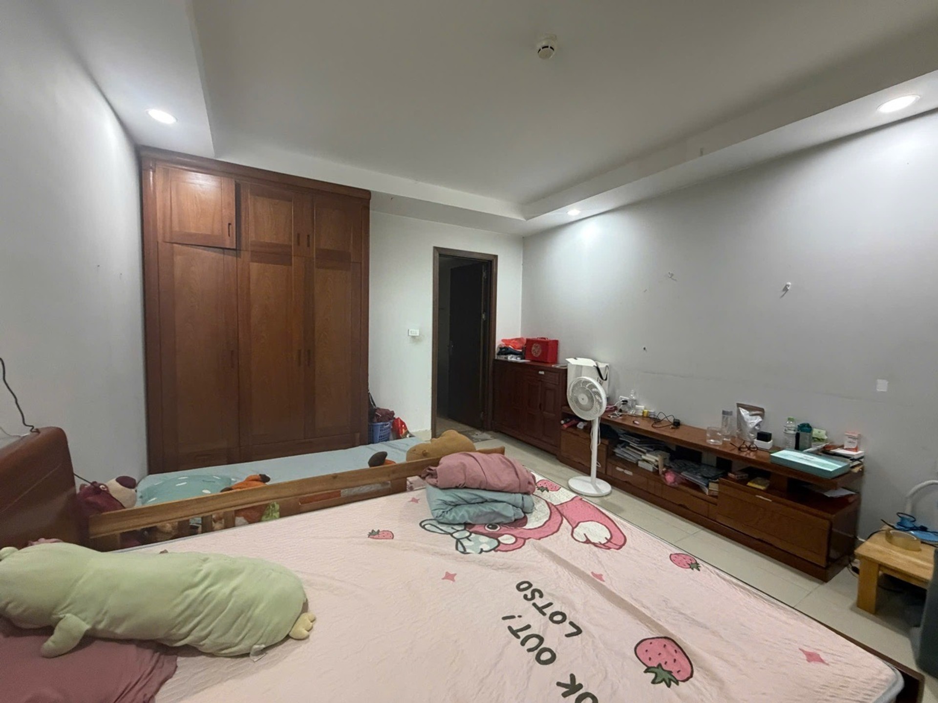 Bán nhà Vĩnh Hưng - diện tích 90m2 17 tầng - view sông Hồng - giá 7,5 tỷ