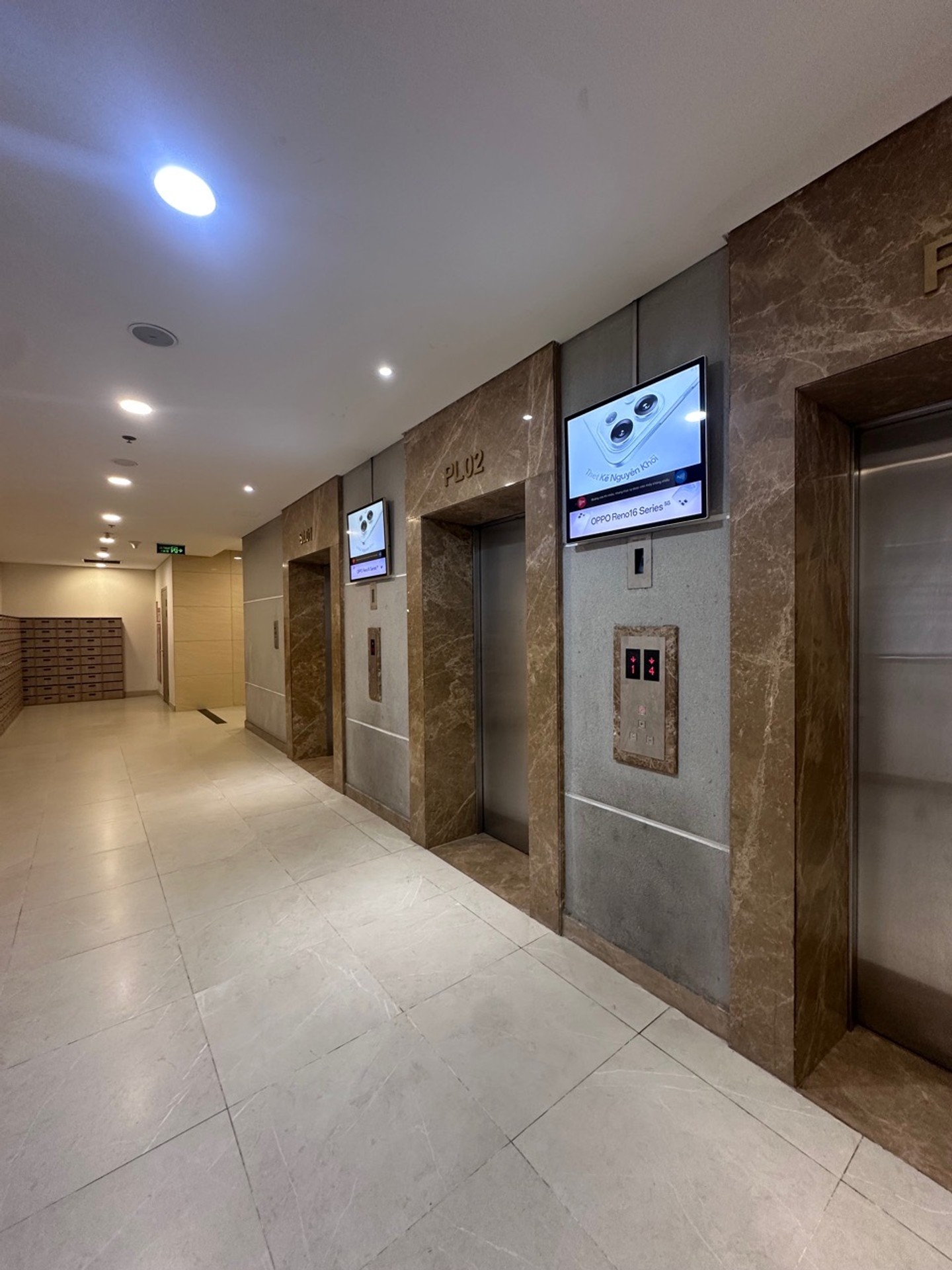 Bán nhà Vĩnh Hưng - diện tích 90m2 17 tầng - view sông Hồng - giá 7,5 tỷ