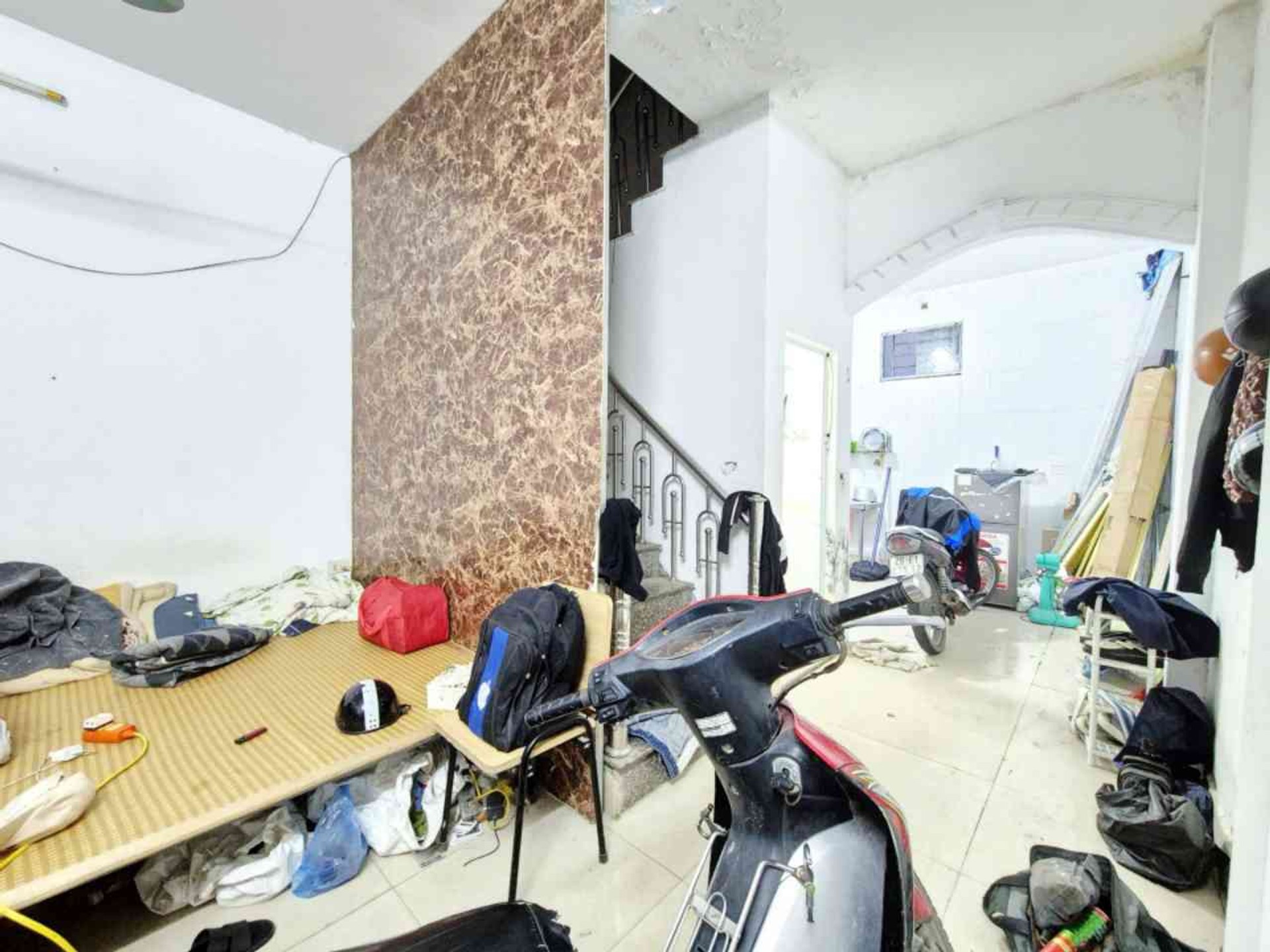 Bán nhà Giáp Nhị - diện tích 40m2 2 tầng - Ô TÔ TRÁNH - giá 9,3 tỷ