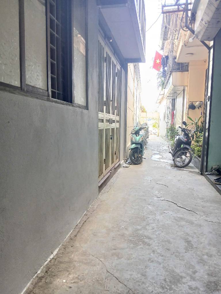 Bán nhà Định Công Hạ - diện tích 36m2 3 tầng - Gần ô tô - giá 2,99 tỷ