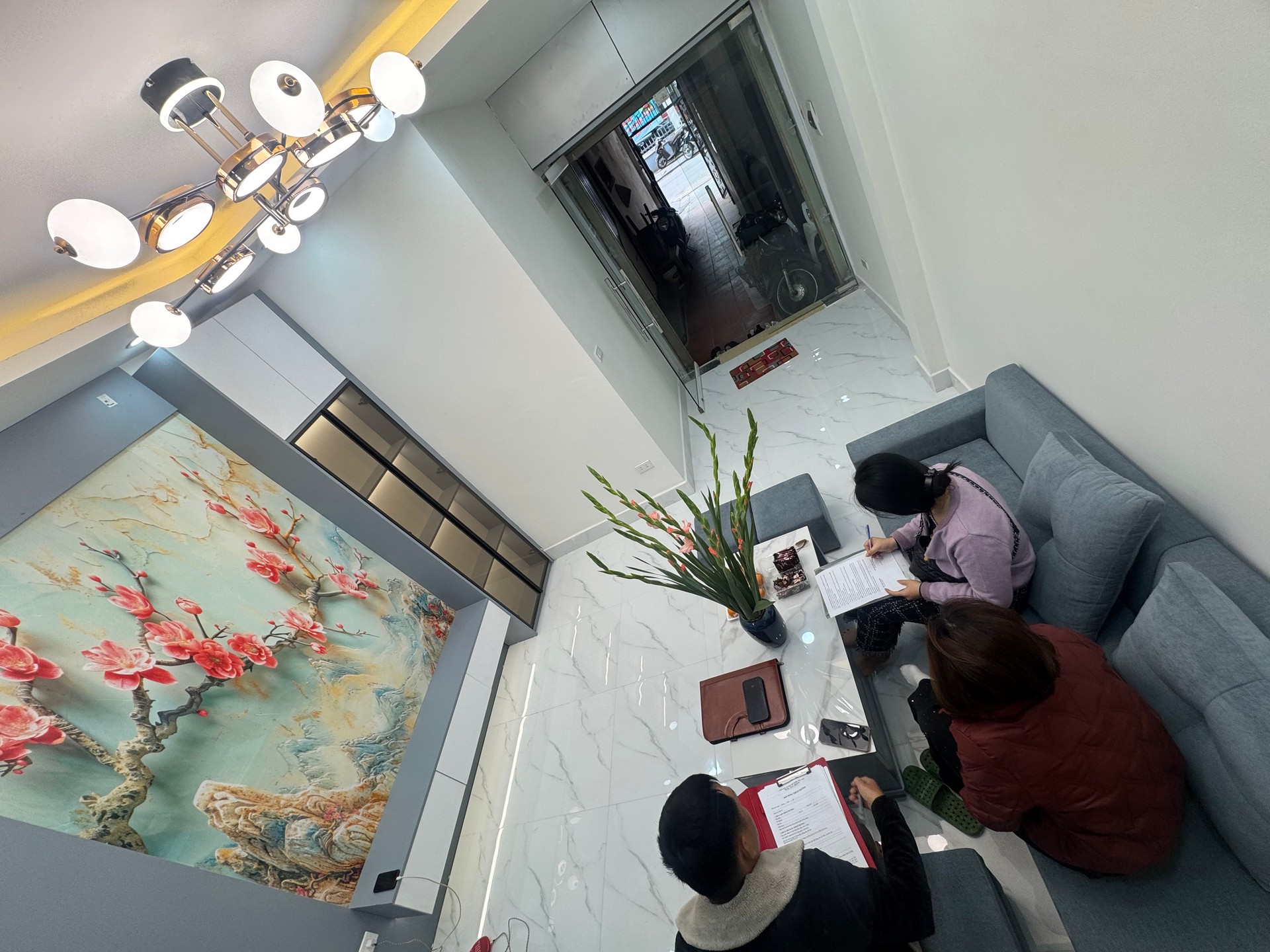 Bán nhà Hồng Mai - diện tích 25m2 5 tầng - Nhà mới full nội thất - giá 8,19 tỷ