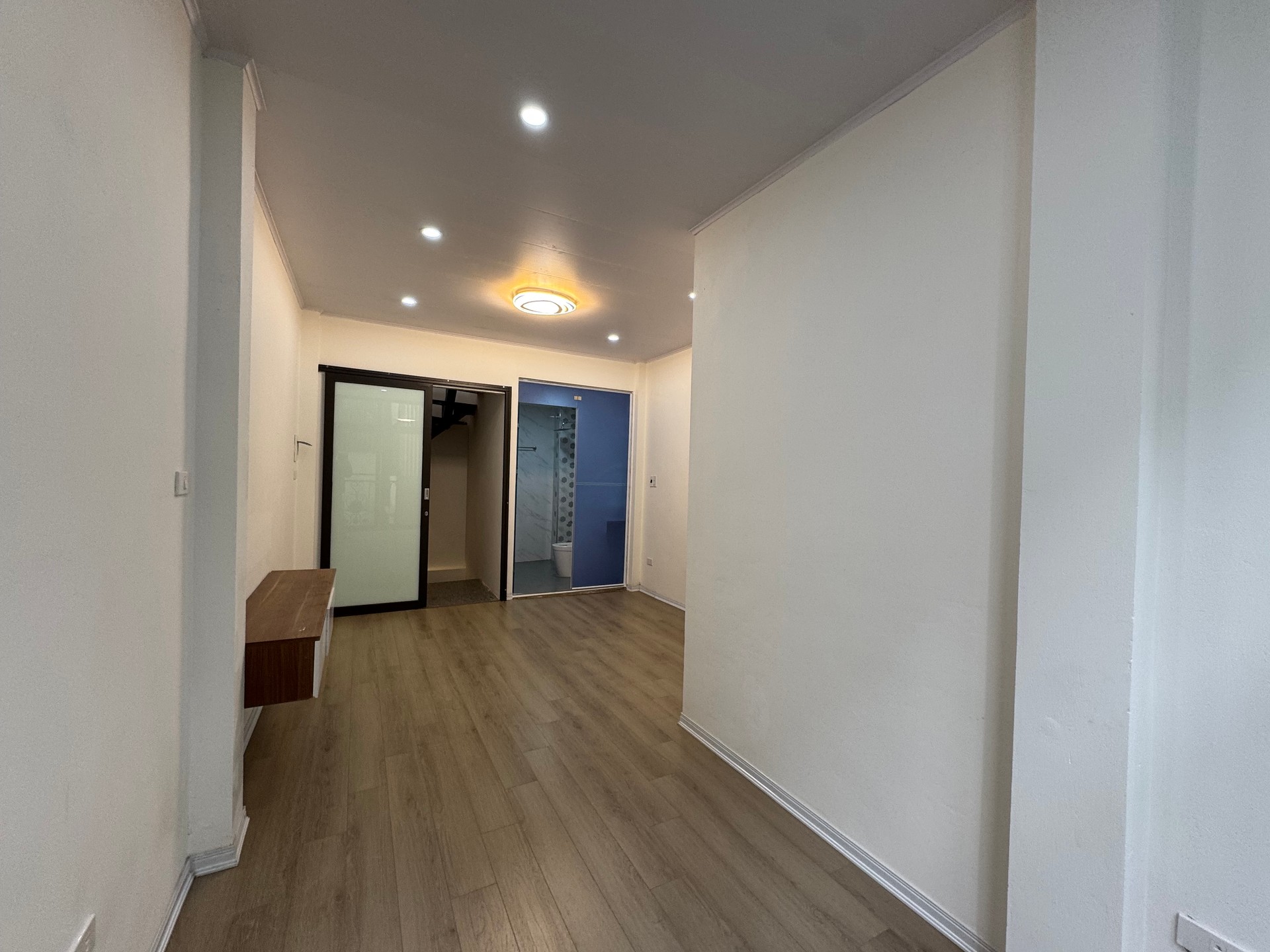Bán nhà Hồng Mai - diện tích 25m2 5 tầng - Nhà mới full nội thất - giá 8,19 tỷ