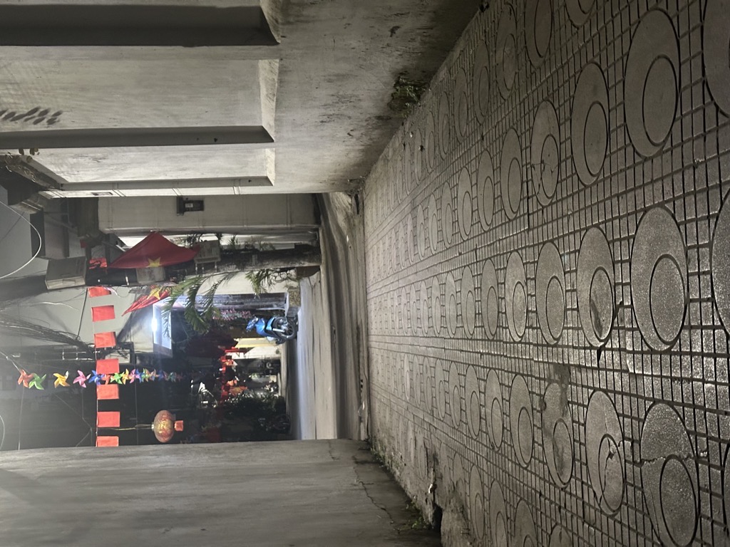 Bán nhà Bưởi - diện tích 308m2 1 tầng - Đất chia lô, toà chung cư mini - giá 42 tỷ