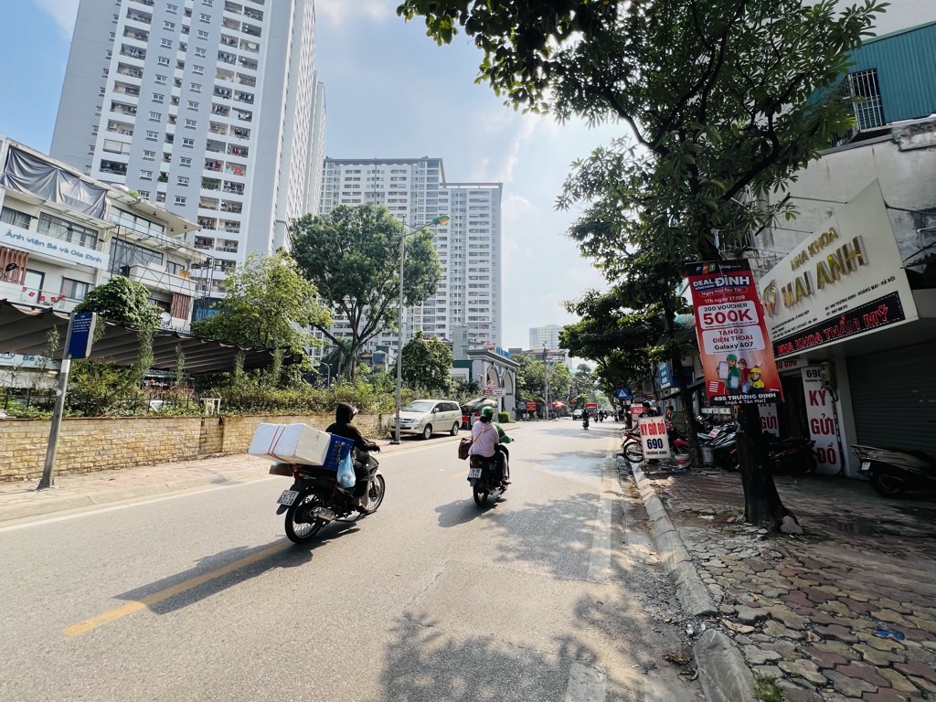 Bán nhà Trương Định - diện tích 74.3m2 1 tầng - mặt phố kinh doanh sầm uất - giá 30,5 tỷ