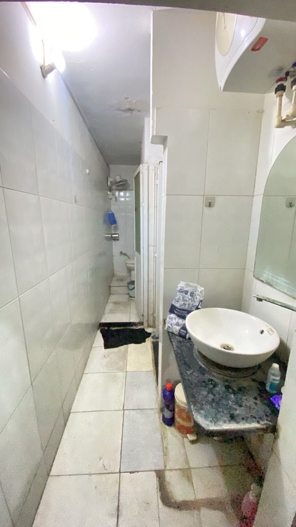 Bán nhà Quỳnh Mai - diện tích 60m2 1 tầng - Mặt phố vỉa hè kinh doanh sầm uất - giá 5,8 tỷ