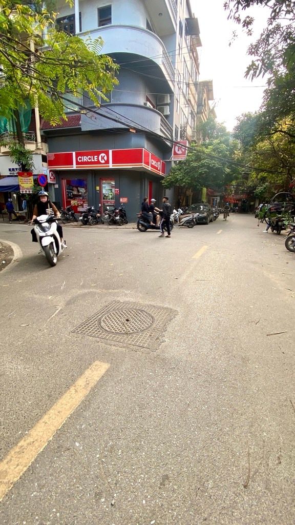 Bán nhà Quỳnh Mai - diện tích 60m2 1 tầng - Mặt phố vỉa hè kinh doanh sầm uất - giá 5,8 tỷ