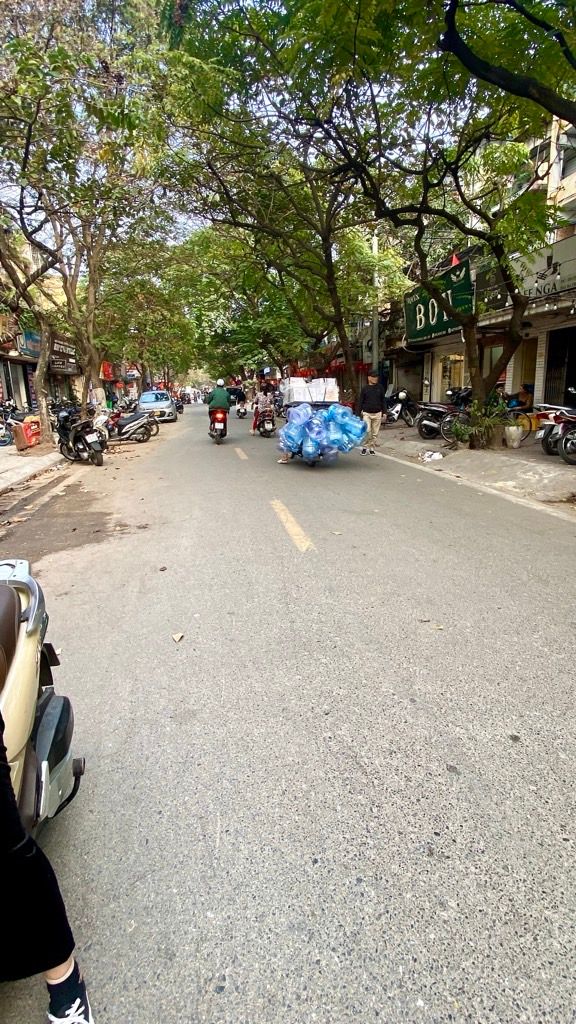 Bán nhà Quỳnh Mai - diện tích 60m2 1 tầng - Mặt phố vỉa hè kinh doanh sầm uất - giá 5,8 tỷ