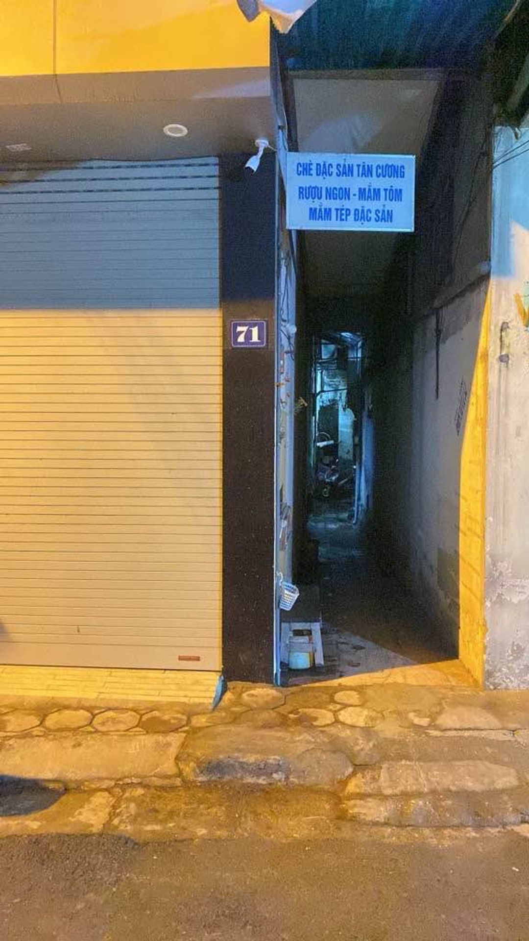 Bán nhà Đê Tô Hoàng - diện tích 16m2 3 tầng - Sổ đỏ riêng nở hậu - giá 2,85 tỷ