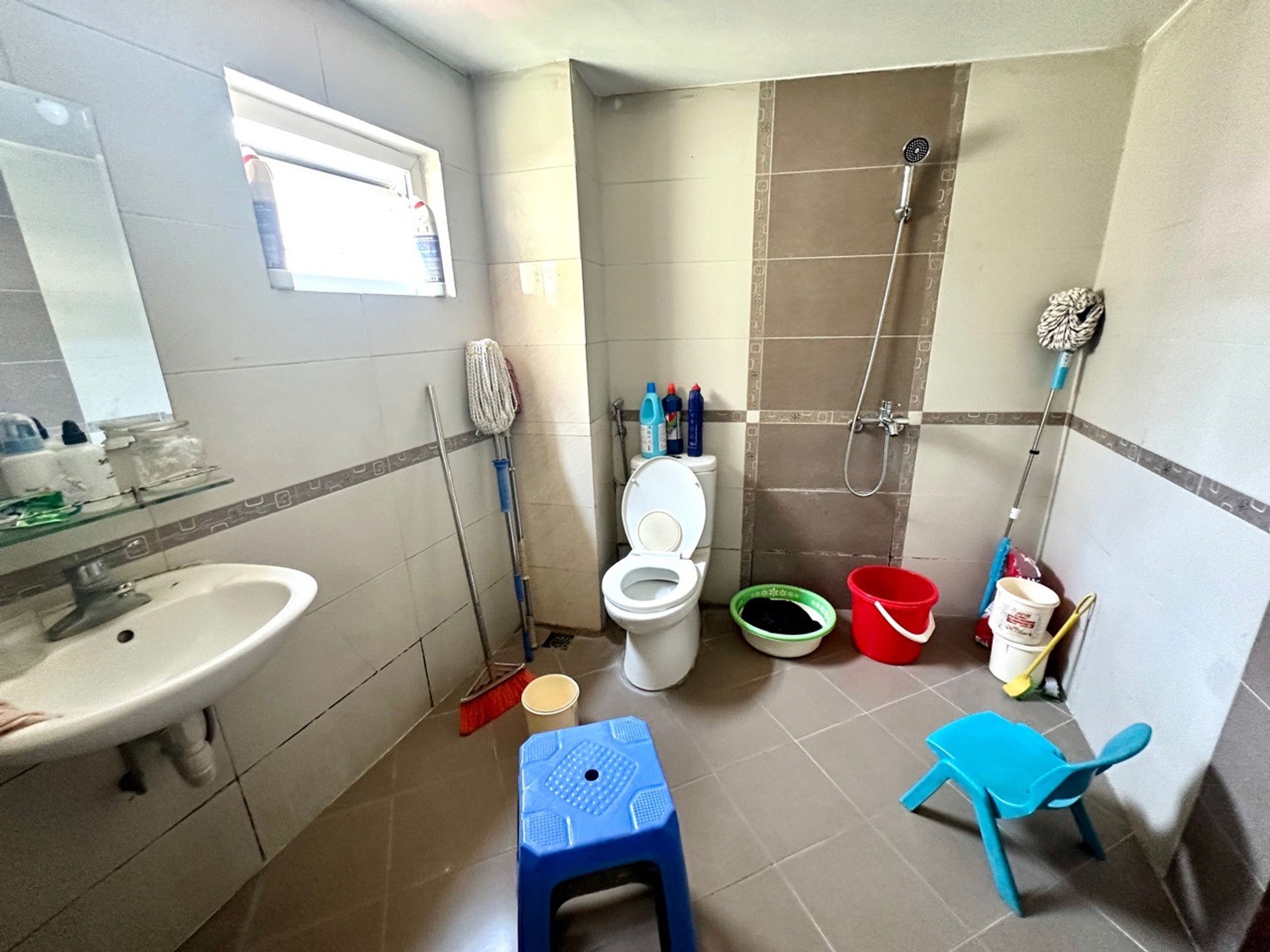 Bán nhà Trần Đại Nghĩa - diện tích 199m2 6 tầng - 3 mặt thoáng - giá 108 tỷ