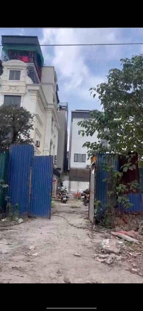 Bán nhà Tây Nam Linh Đàm - diện tích 177m2 1 tầng - Lô đất đẹp, phù hợp xây tòa nhà kinh doanh - giá 51,5 tỷ