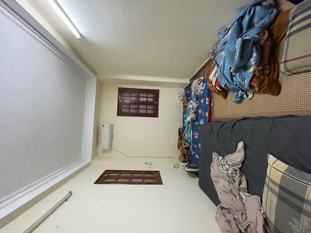 Bán nhà Nguyễn Thượng Hiền - diện tích 28m2 4 tầng - MẶT PHỐ - giá 13 tỷ