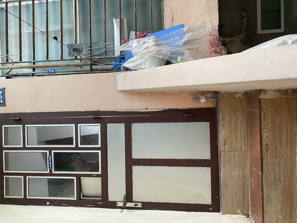 Bán nhà TT Mai Động - diện tích 128m2 2 tầng - Sổ riêng - giá 5,8 tỷ