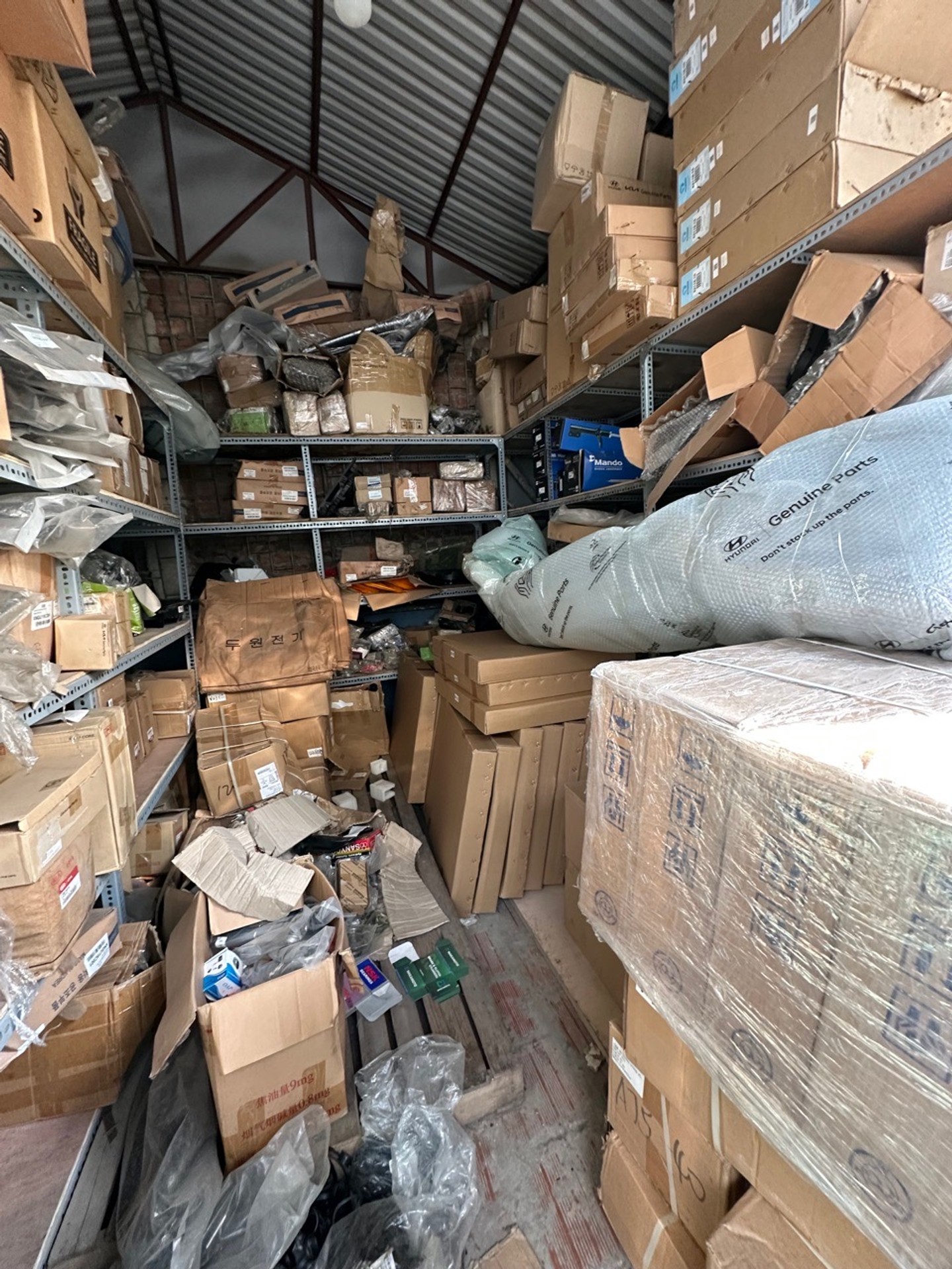 Bán nhà Trần Khát Chân - diện tích 17m2 4 tầng - Ô TÔ - giá 7,7 tỷ
