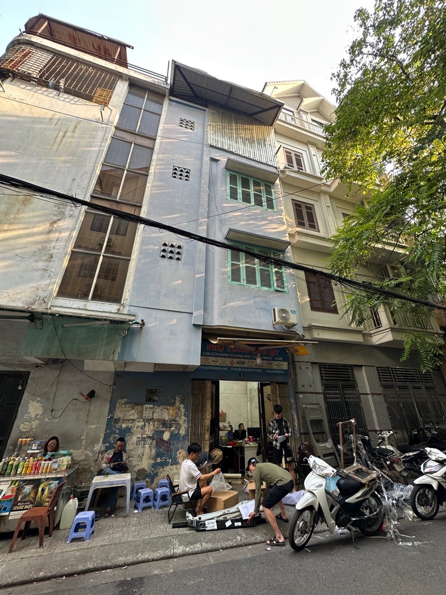 Bán nhà Trần Khát Chân - diện tích 17m2 4 tầng - Ô TÔ - giá 7,7 tỷ