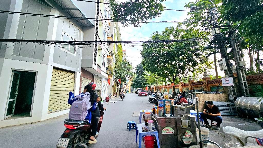 Bán nhà Kim Giang - diện tích 48m2 2 tầng - Lô góc, kinh doanh - giá 9,5 tỷ