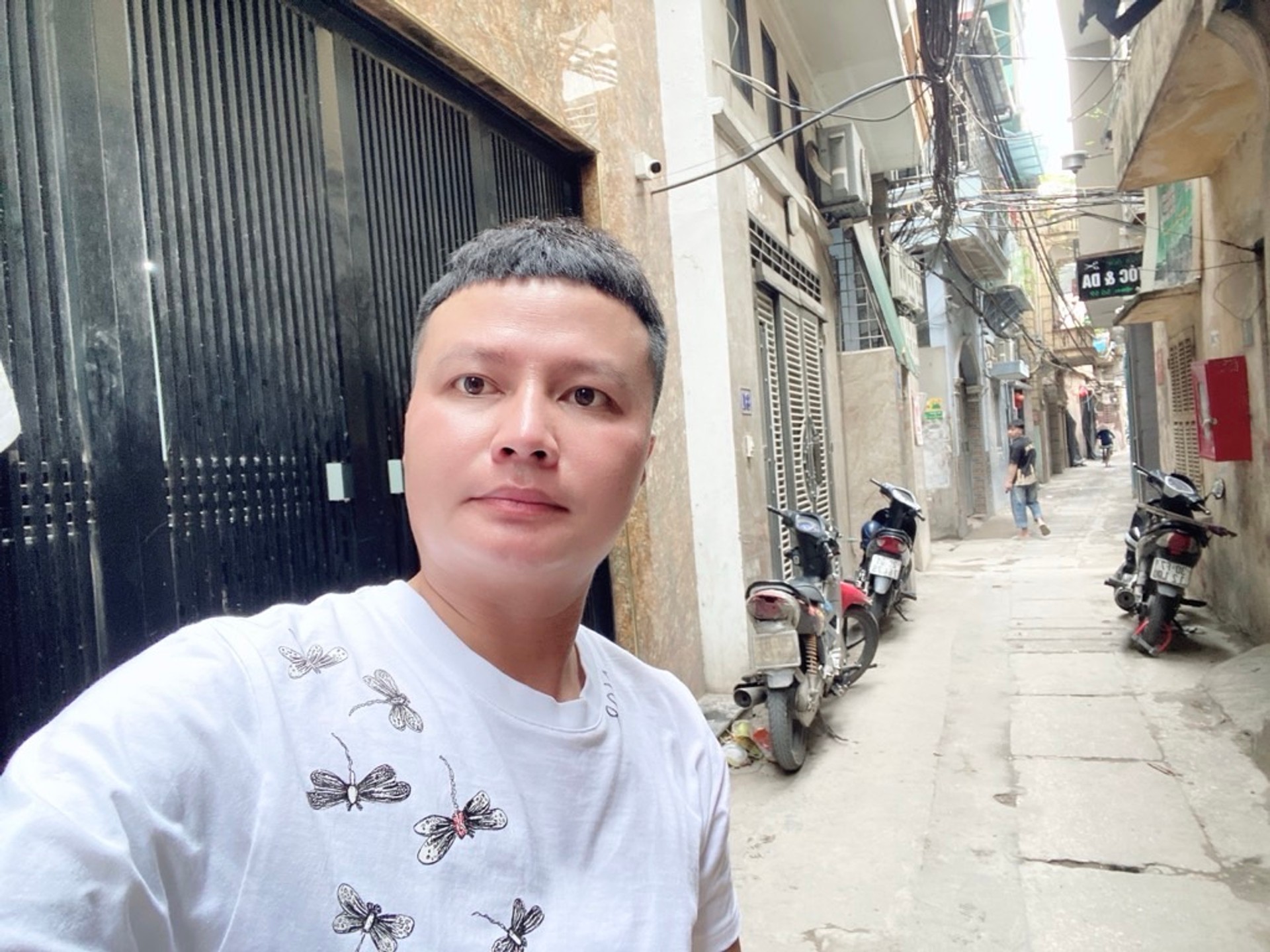 Bán nhà Đường La Thanh - diện tích 102m2 8 tầng - Ngõ 1 ô tô - giá 39,5 tỷ