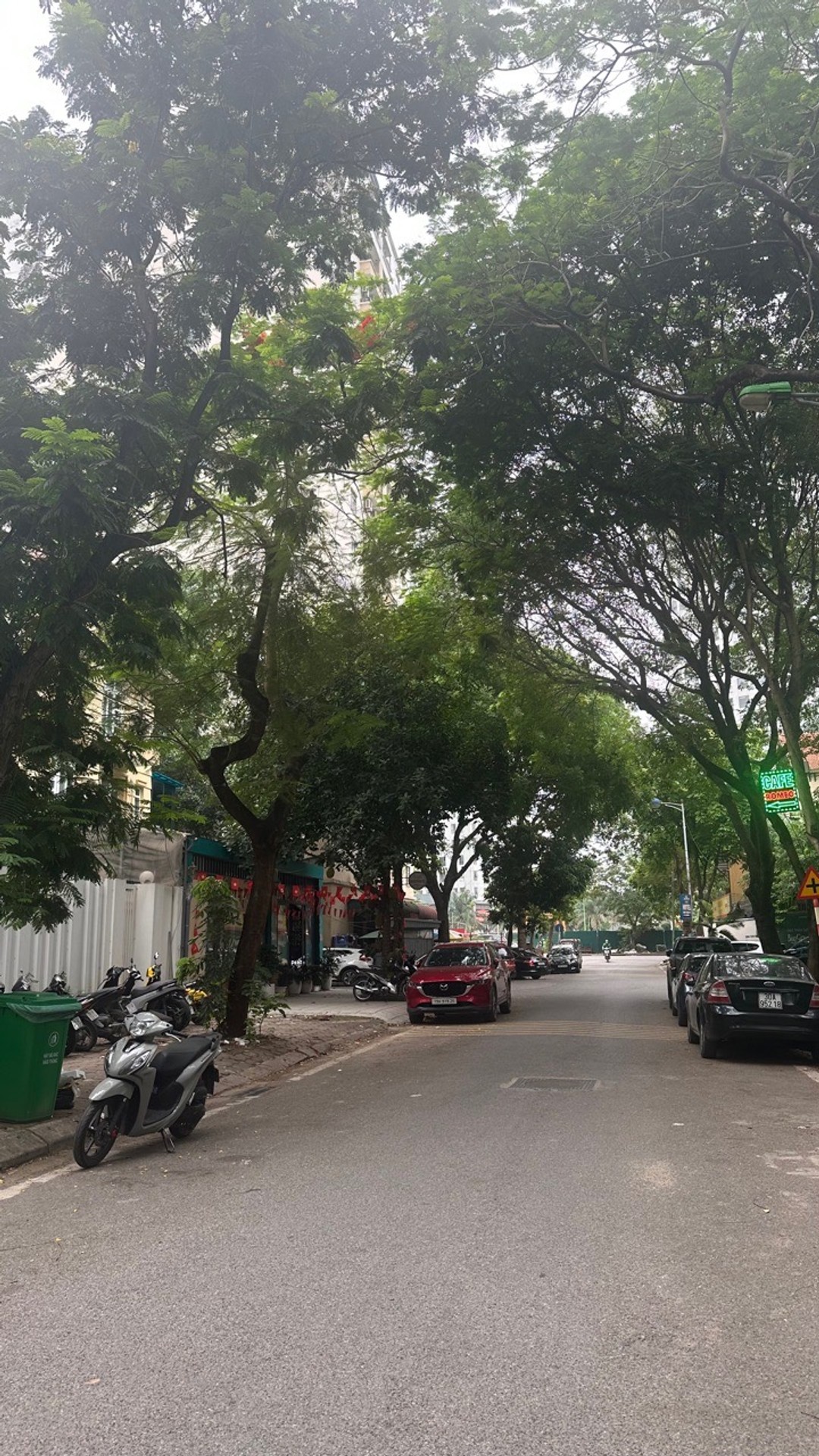 Bán nhà Bắc Linh Đàm - diện tích 195m2 4 tầng - Biệt thự đơn lập - giá 62,5 tỷ