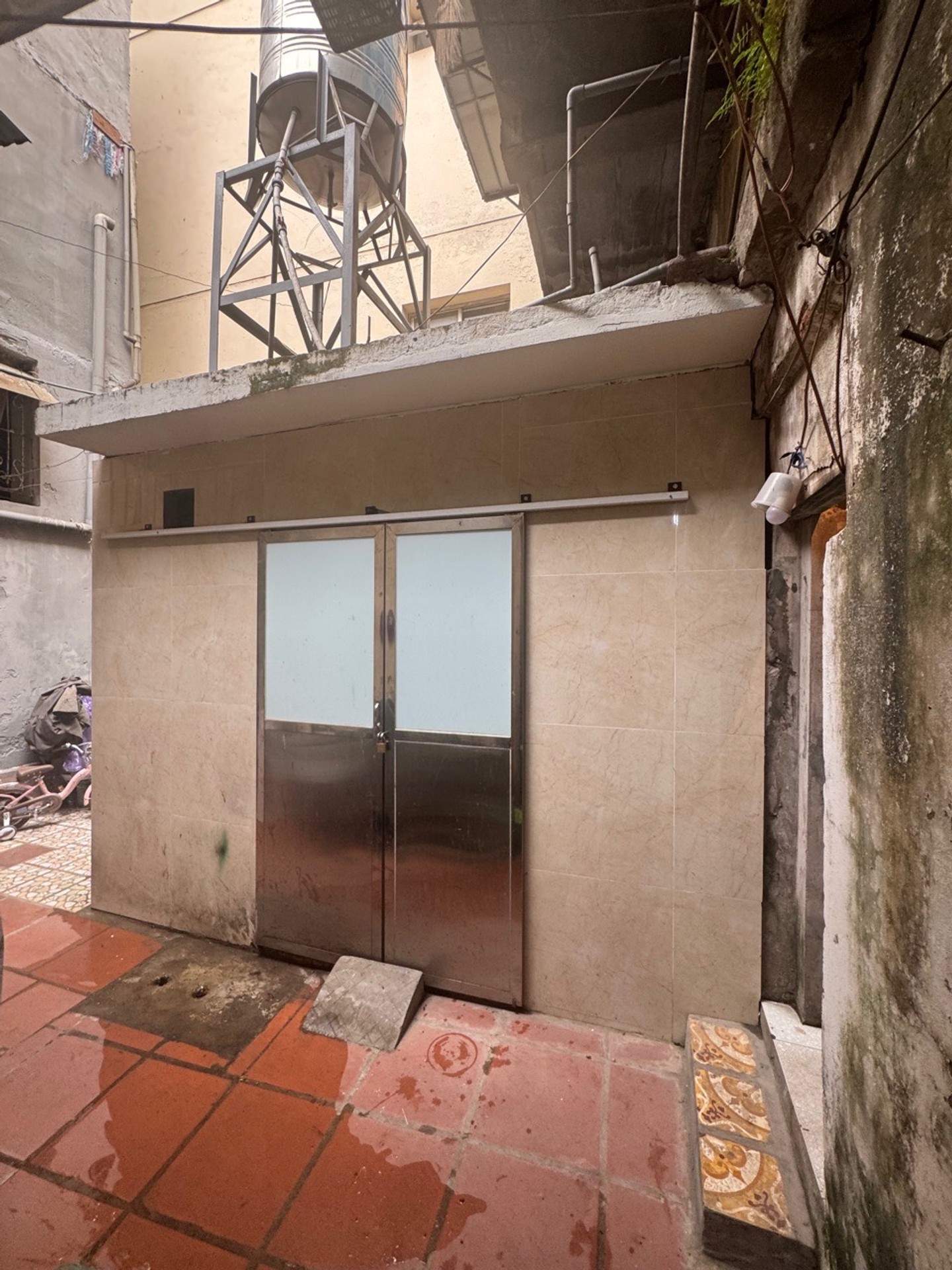 Bán nhà Đoàn Kết - diện tích 150m2 2 tầng - Ô tô đỗ cách 20m - giá 4,2 tỷ