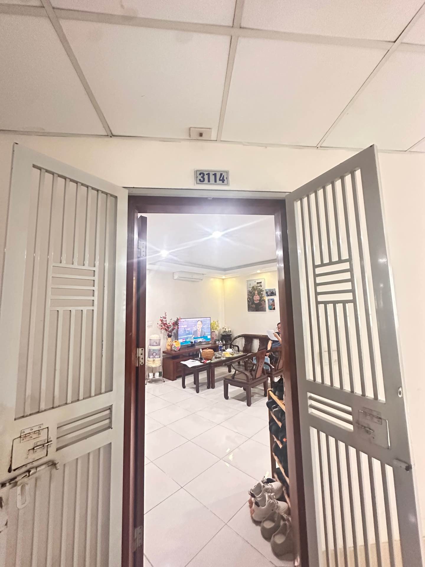 Bán nhà Linh Đàm - diện tích 74m2 31 tầng - Lô góc - giá 4 tỷ