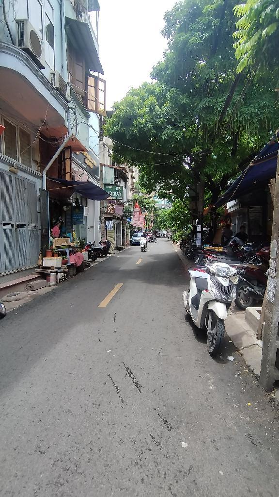 Bán nhà Nguyễn Chính - diện tích 15m2 5 tầng - Mặt phố kinh doanh - giá 7 tỷ