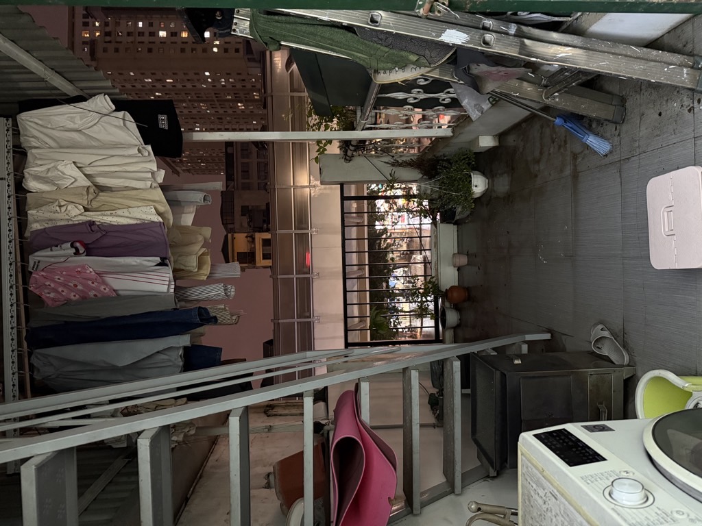 Bán nhà Minh Khai - diện tích 30m2 5 tầng - Mặt phố kinh doanh sầm uất - giá 13,8 tỷ