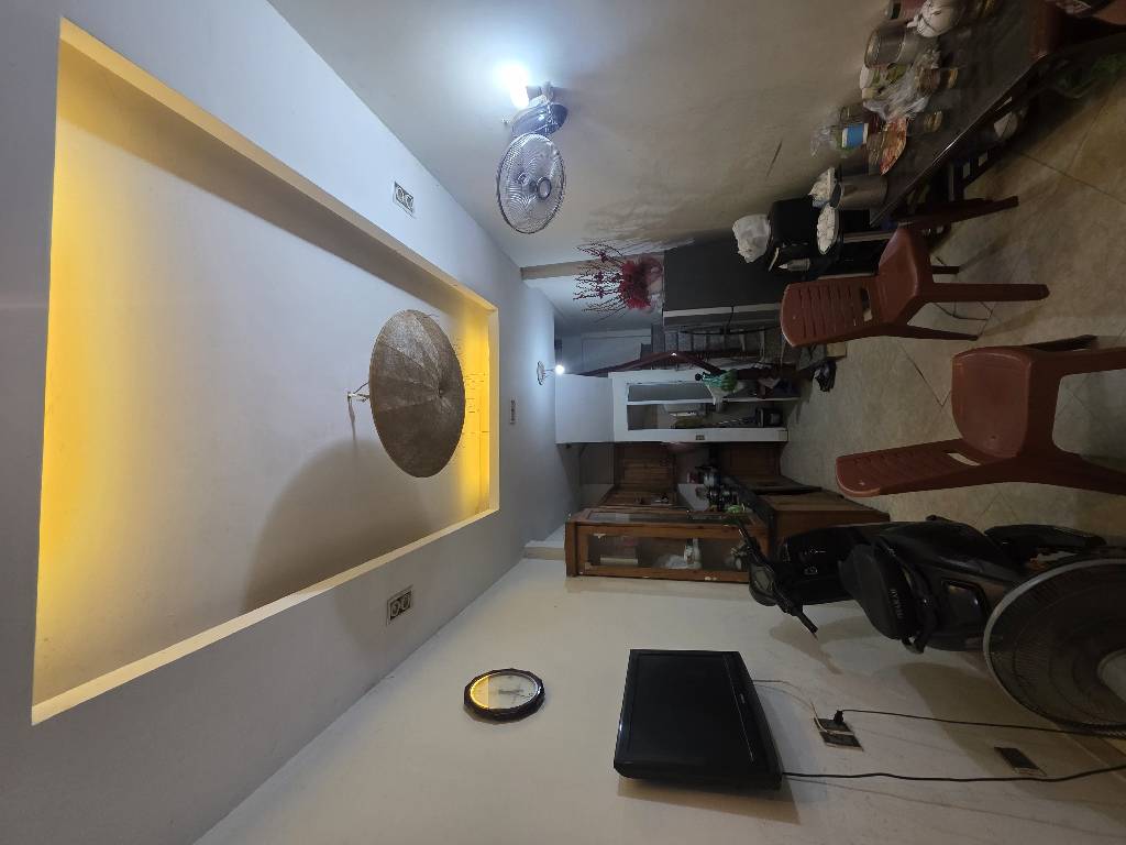 Bán nhà Lê Quý Đôn - diện tích 24m2 5 tầng - Cực hiếm, gần phố - giá 7,9 tỷ