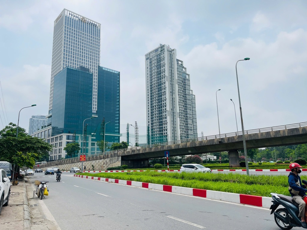 Bán nhà Châu Văn Liêm - diện tích 196.5m2 2 tầng - Mặt phố kinh doanh đỉnh - giá 33 tỷ