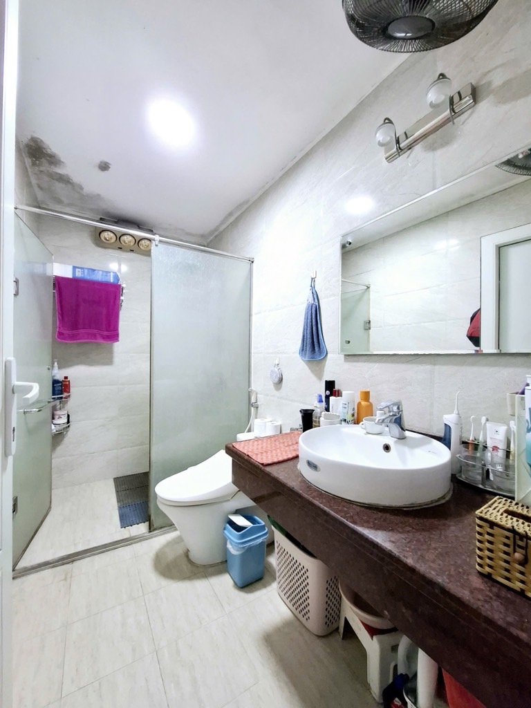 Bán nhà Thịnh Hào - diện tích 62m2 5 tầng - Nhà đẹp, thiết kế hưởng thụ - giá 29,6 tỷ