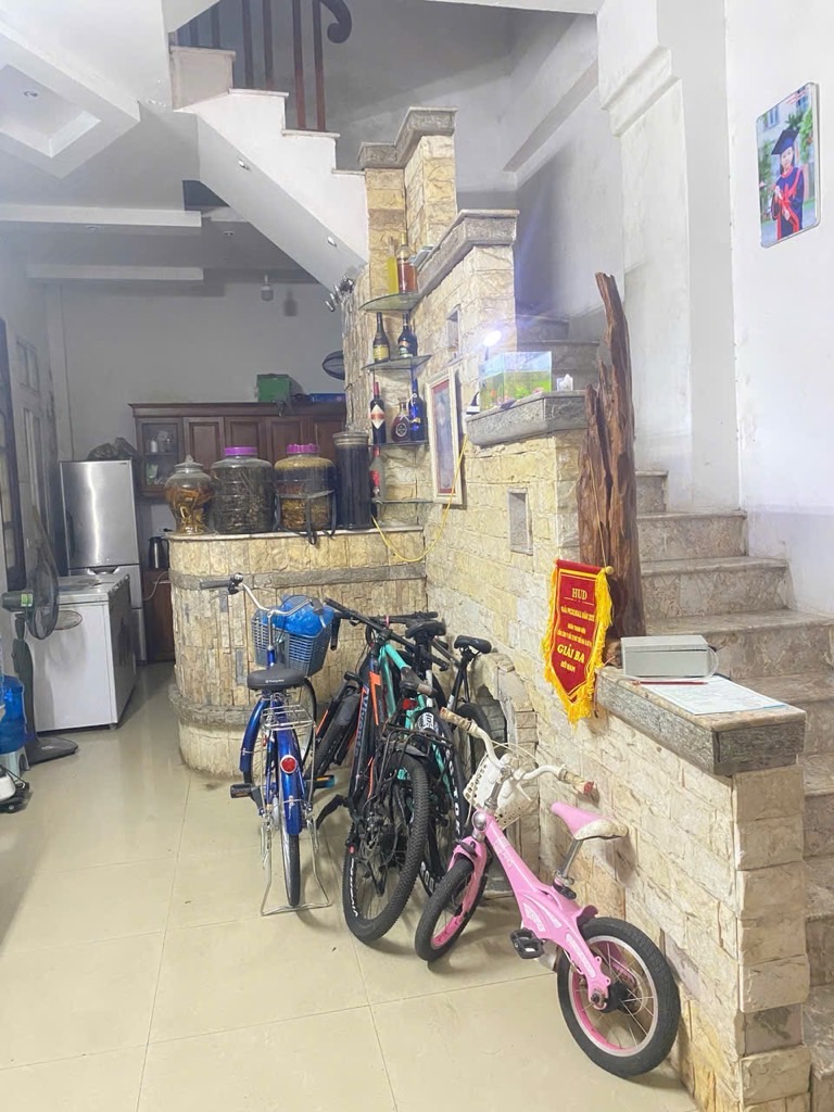 Bán nhà Cù Chính Lan - diện tích 80.8m2 4 tầng - Lô góc 2 mặt thoáng - giá 29 tỷ